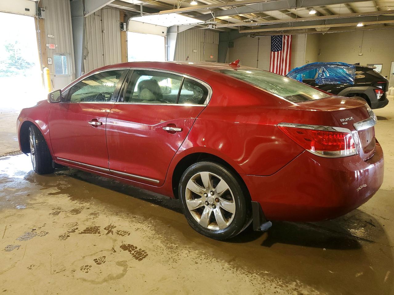 2011 Buick Lacrosse Cxl Red vin: 1G4GD5ED8BF192243