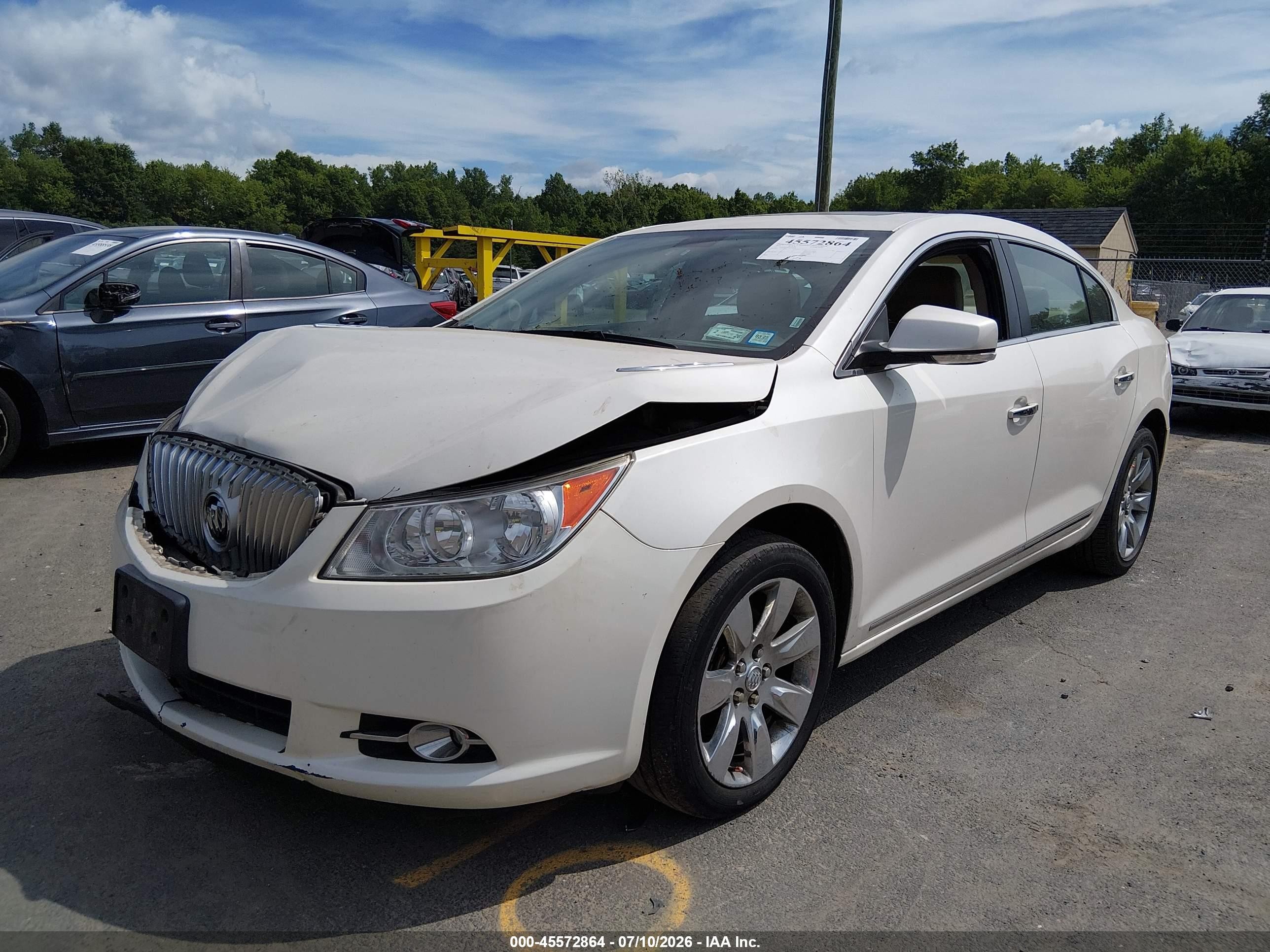 2010 Buick Lacrosse Cxl White vin: 1G4GD5EG0AF191824