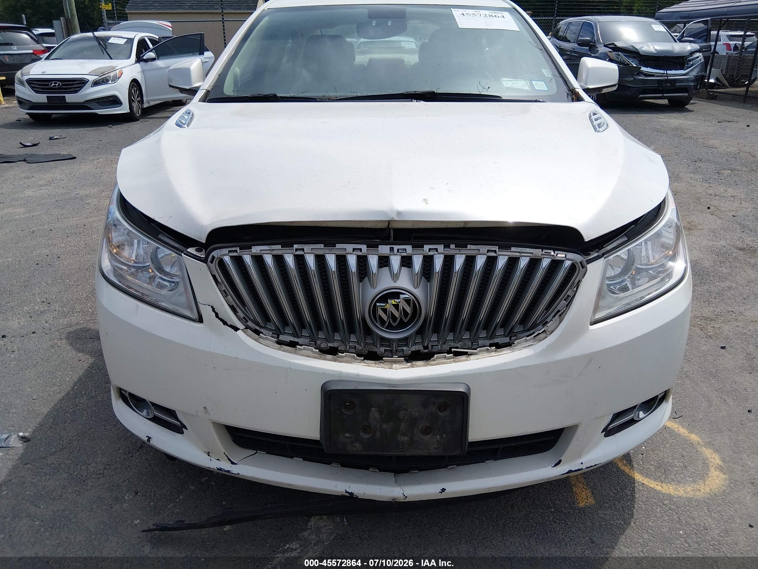 2010 Buick Lacrosse Cxl White vin: 1G4GD5EG0AF191824
