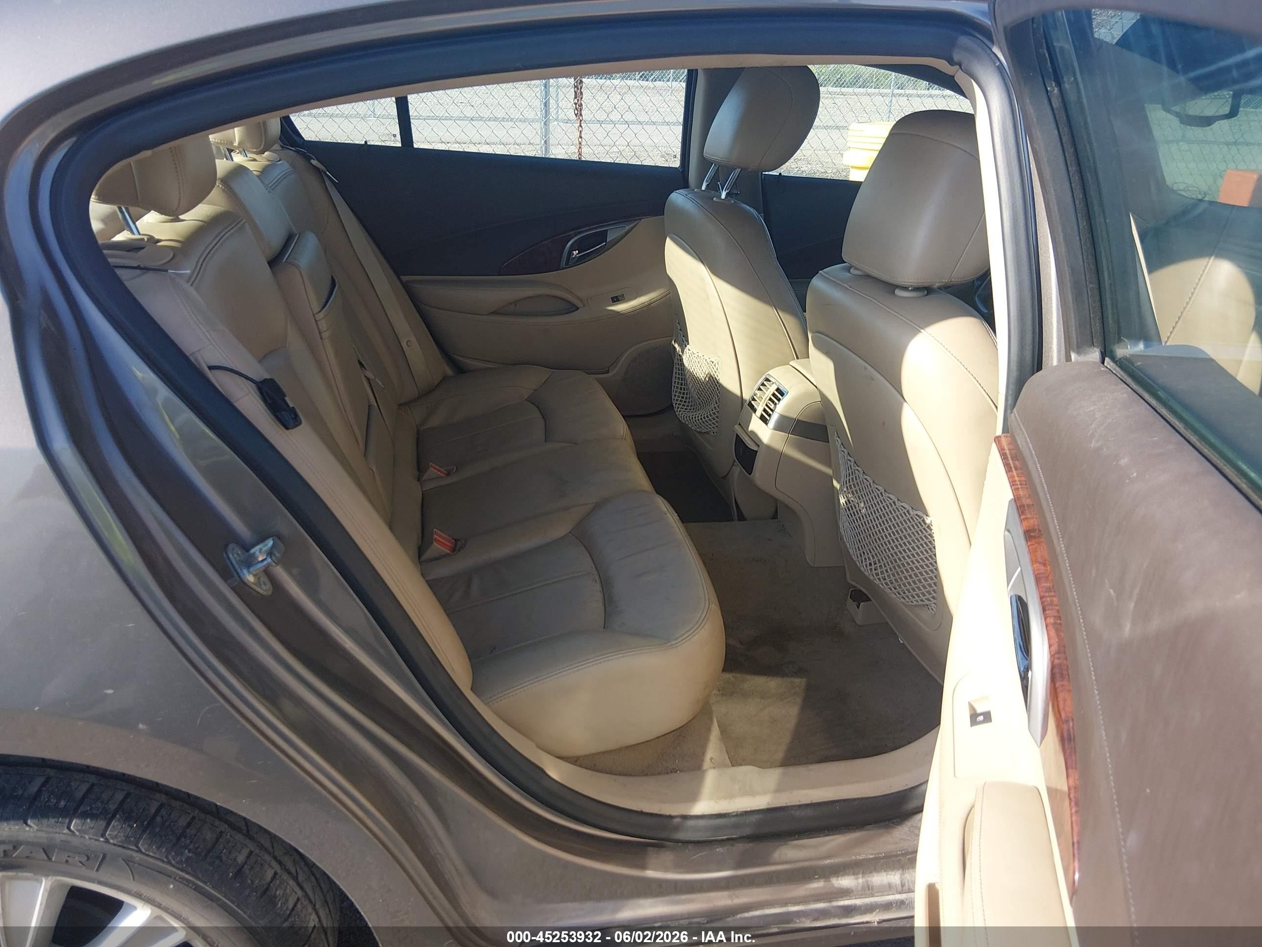 2012 Buick Lacrosse Premium 1 Group Brown vin: 1G4GD5ER7CF215573