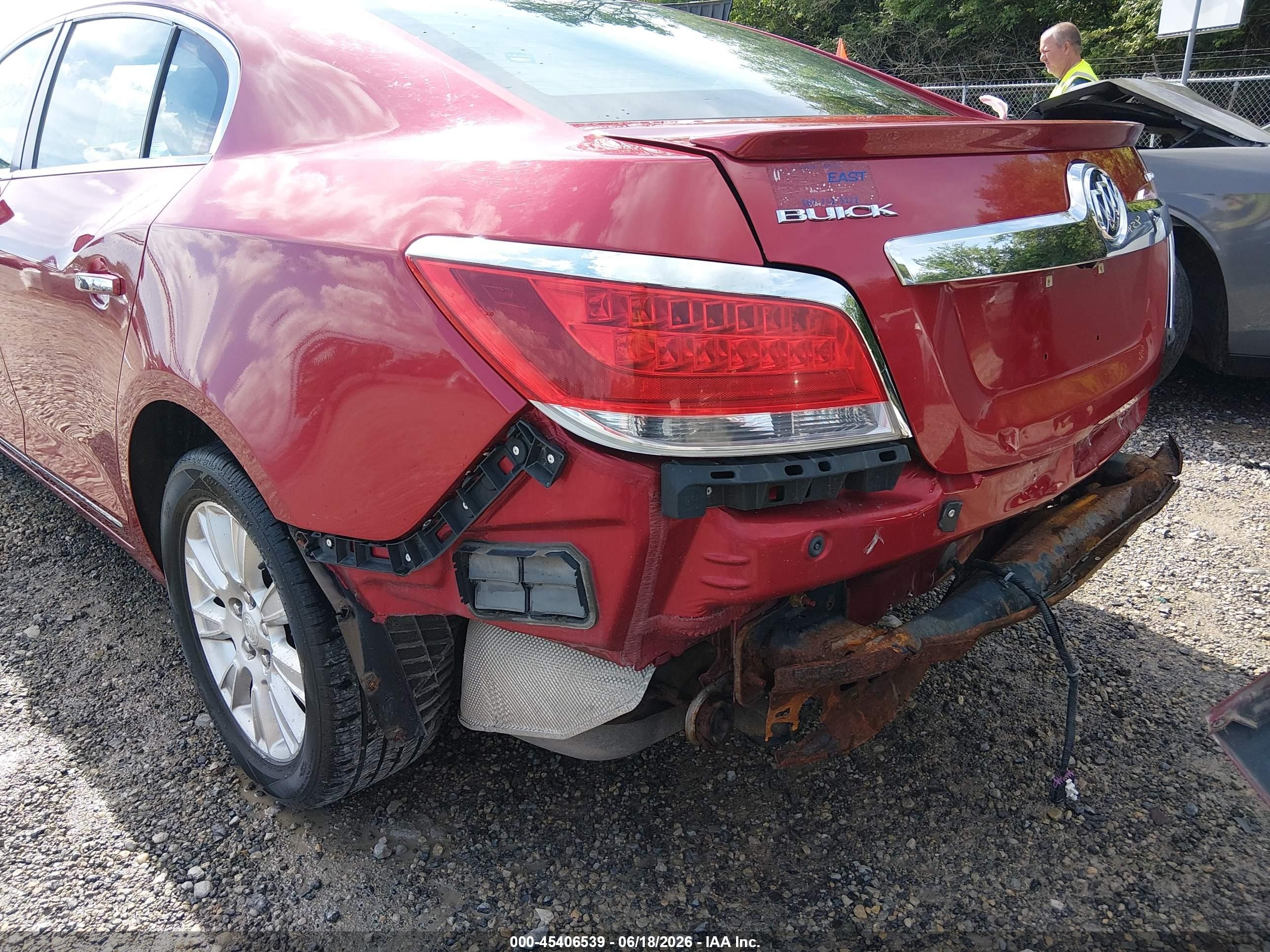 2012 Buick Lacrosse Premium 1 Group Red vin: 1G4GD5ER8CF363960