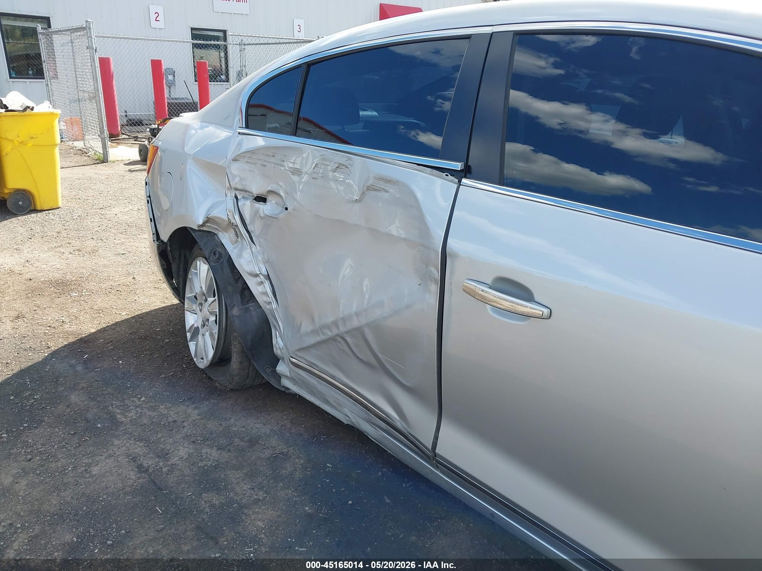 2012 Buick Lacrosse Premium 1 Group Silver vin: 1G4GD5ERXCF300584