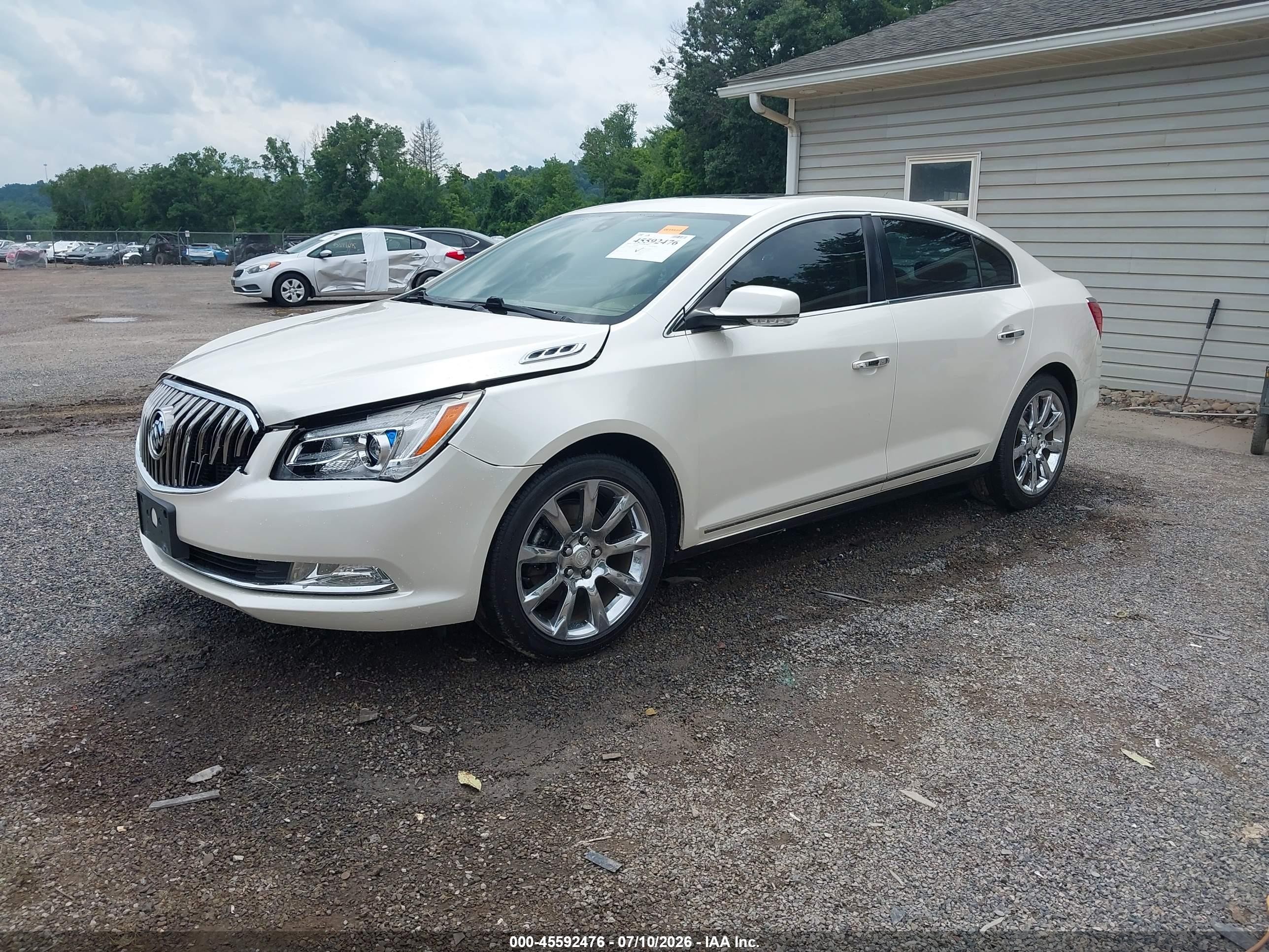2014 Buick Lacrosse Premium I Group White vin: 1G4GD5G30EF110627