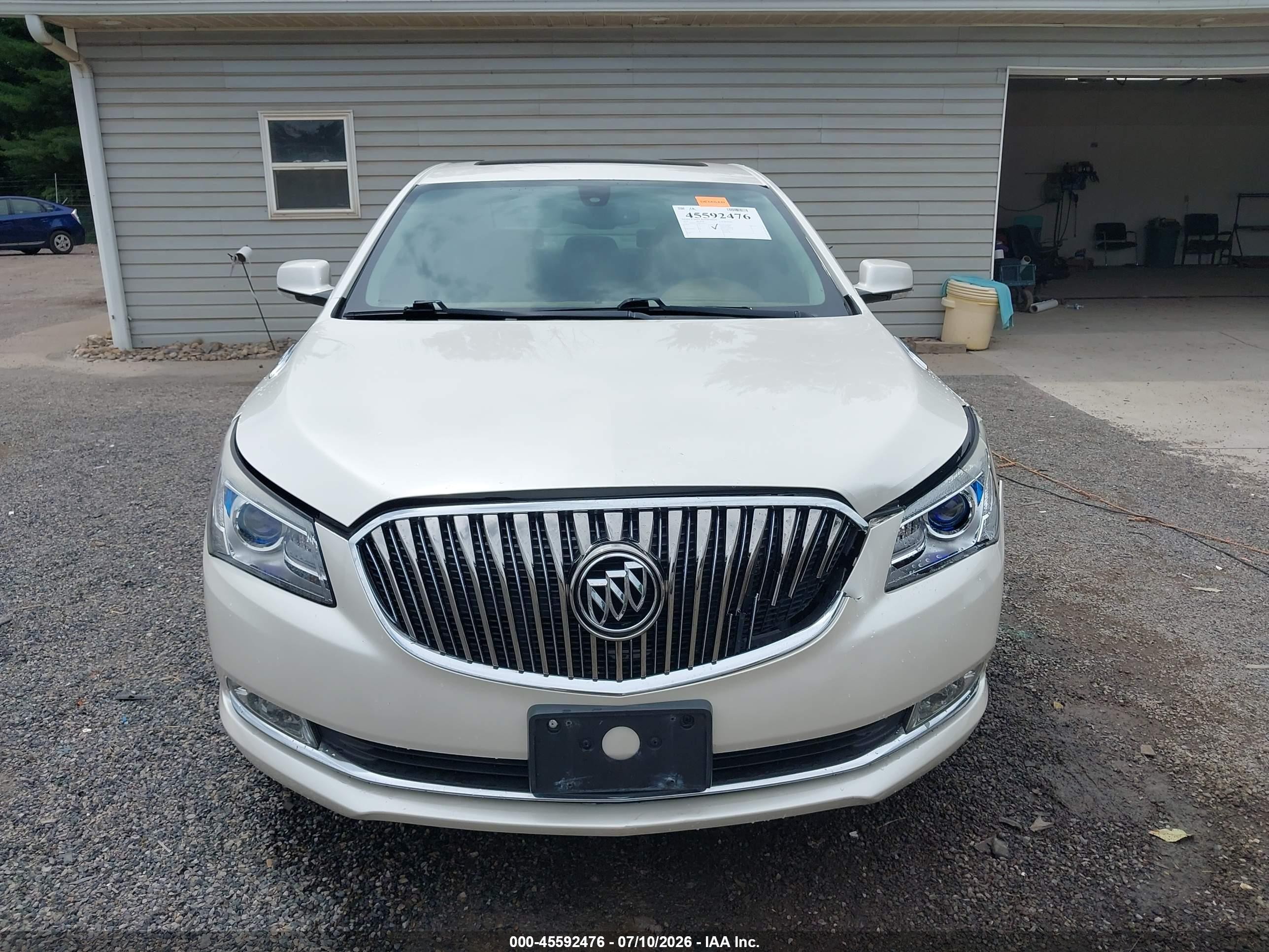 2014 Buick Lacrosse Premium I Group White vin: 1G4GD5G30EF110627