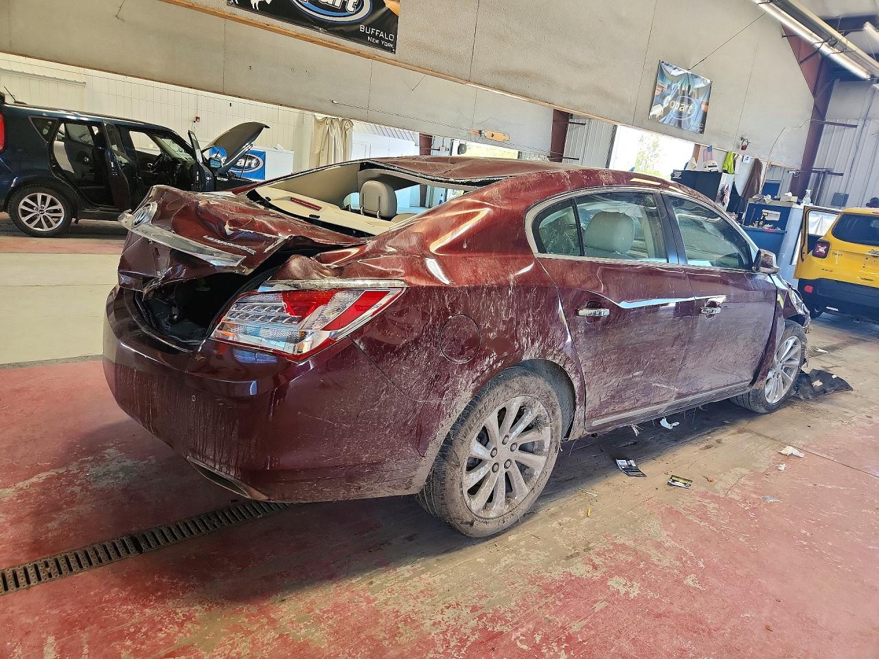 2015 Buick Lacrosse Premium Maroon vin: 1G4GD5G30FF191744