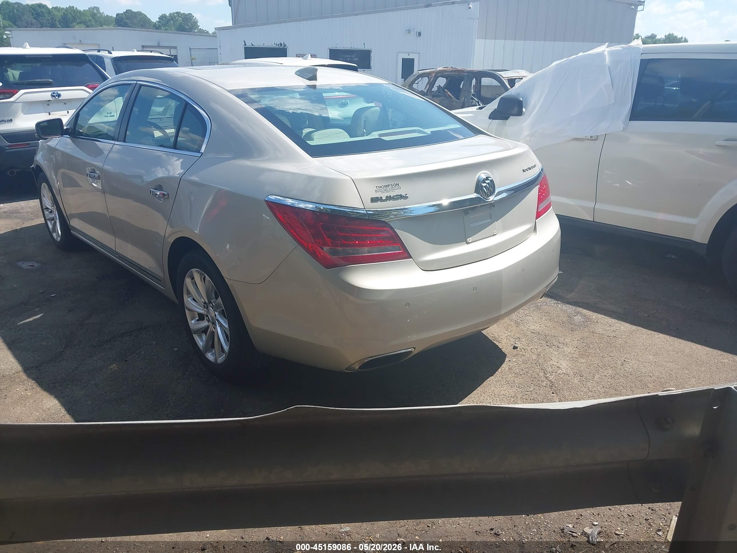 2015 Buick Lacrosse Premium I Beige vin: 1G4GD5G32FF336878