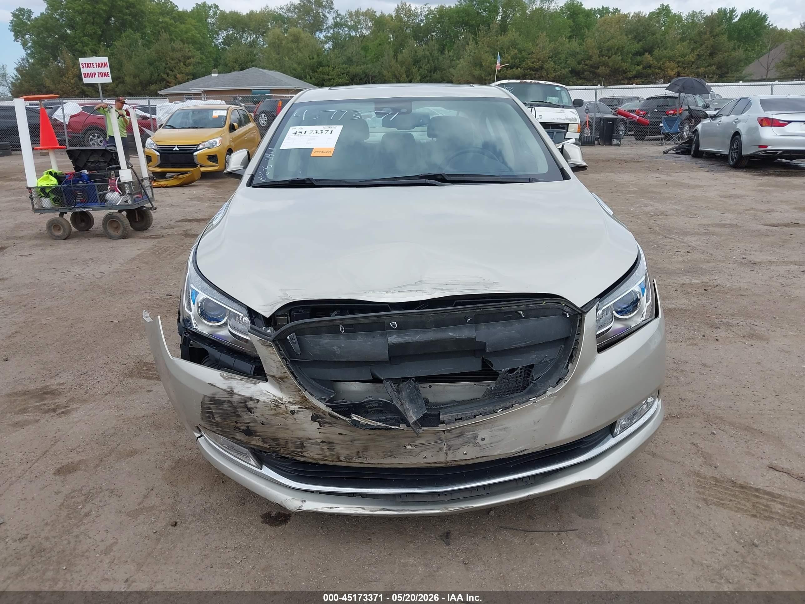 2015 Buick Lacrosse Premium I Champagne vin: 1G4GD5G34FF147648