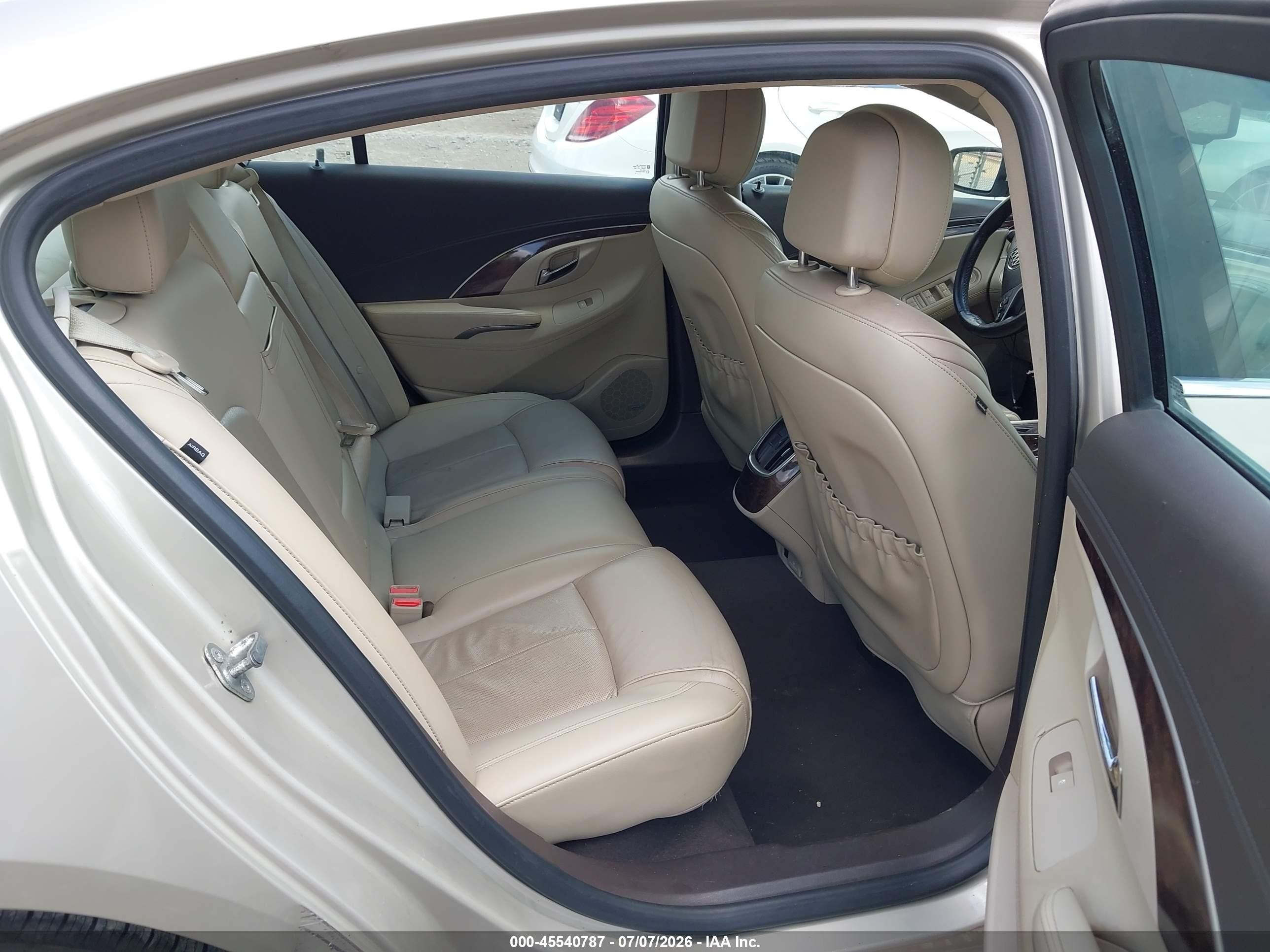 2014 Buick Lacrosse Premium I Group Beige vin: 1G4GD5G35EF234893
