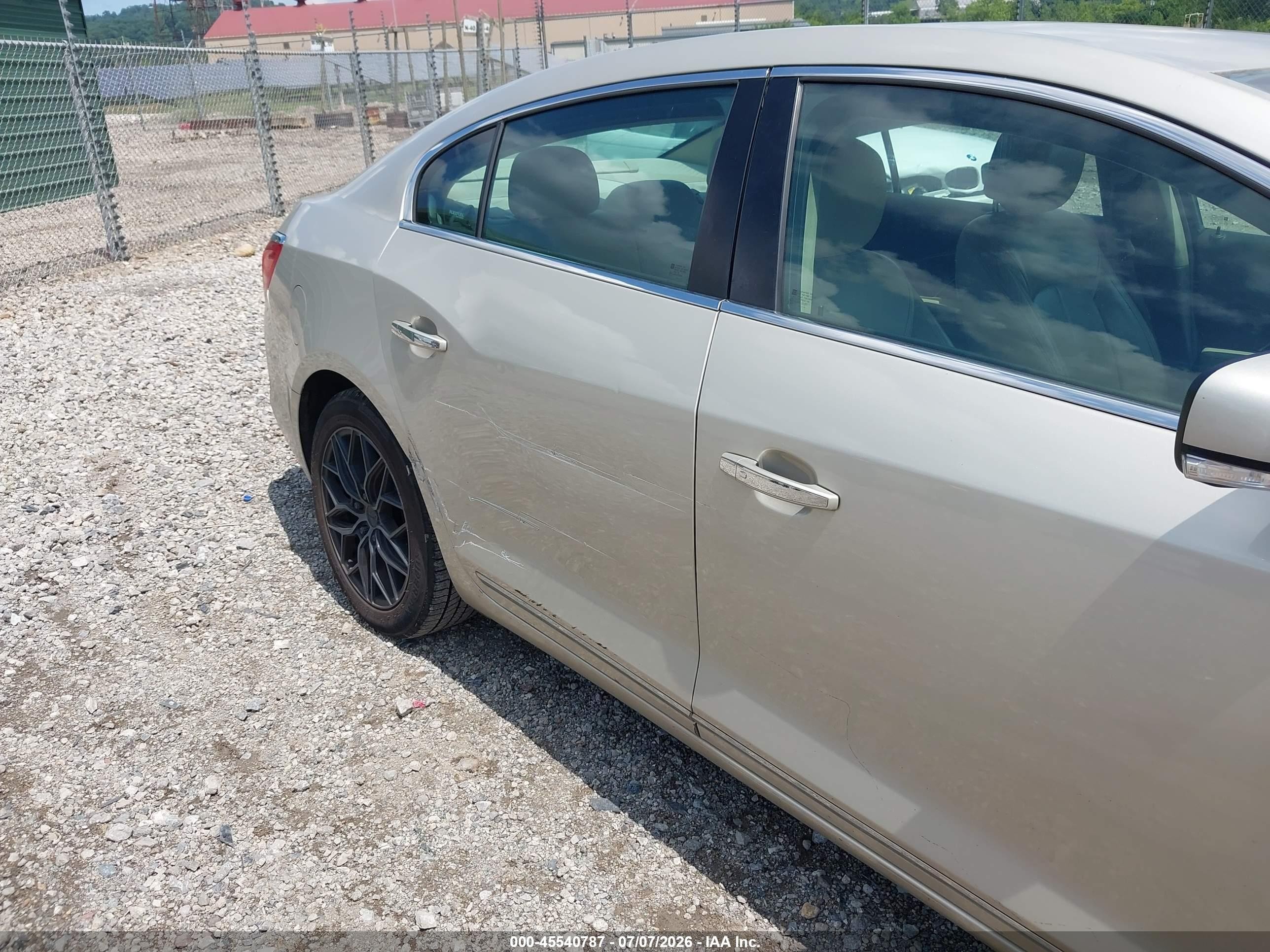 2014 Buick Lacrosse Premium I Group Beige vin: 1G4GD5G35EF234893