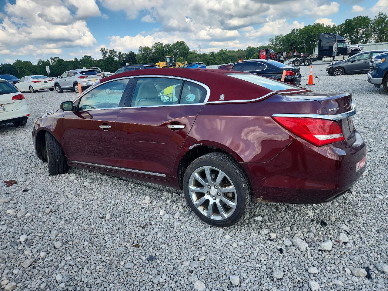 2015 Buick Lacrosse Premium Burgundy vin: 1G4GD5G35FF111211