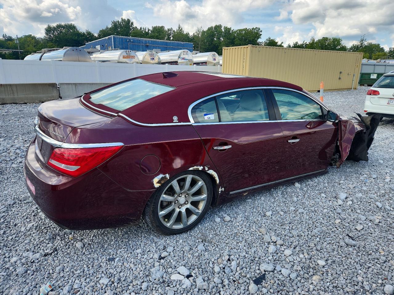 2015 Buick Lacrosse Premium Burgundy vin: 1G4GD5G35FF111211