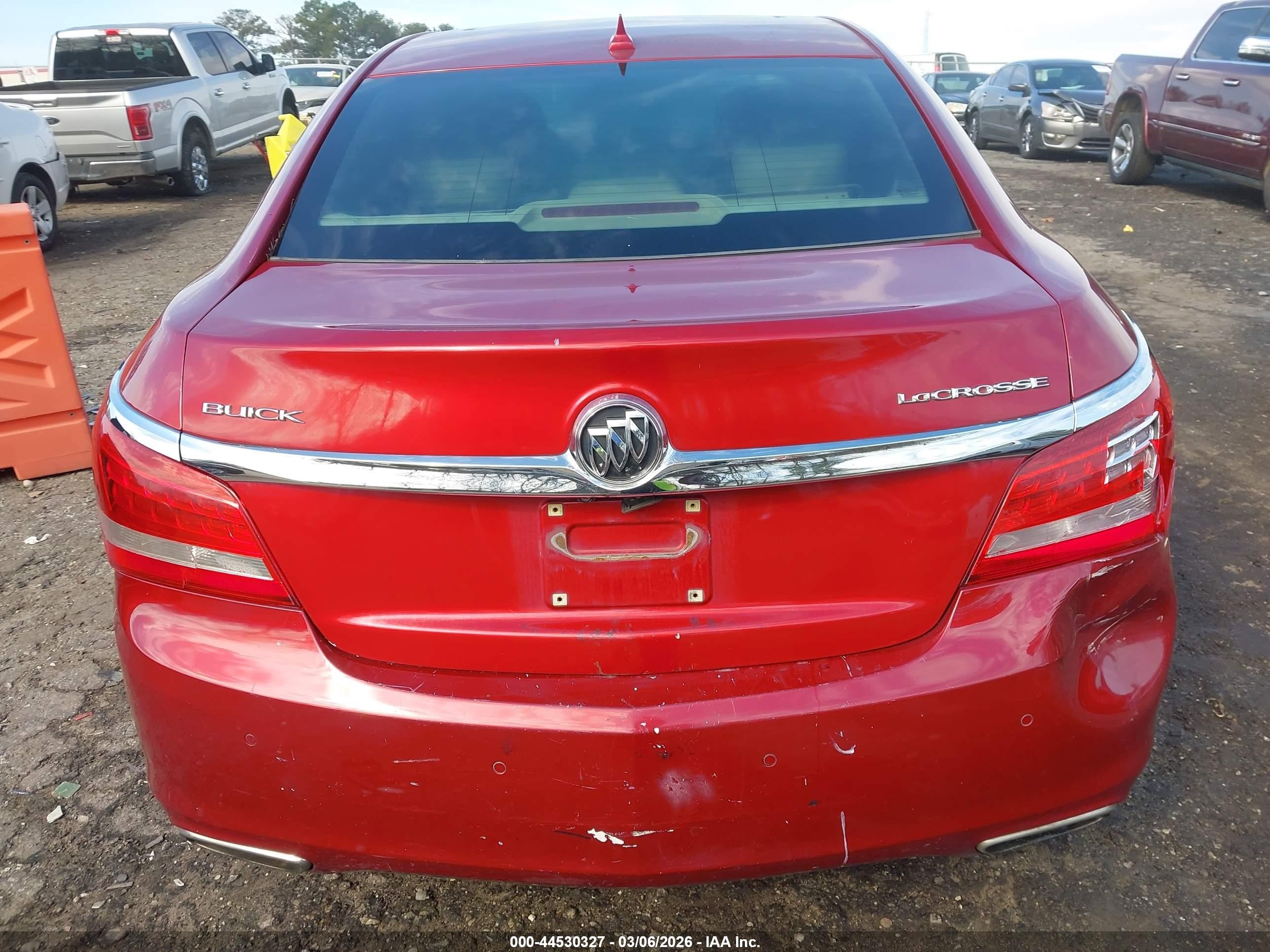 2014 Buick Lacrosse Premium I Group Red vin: 1G4GD5G36EF111930