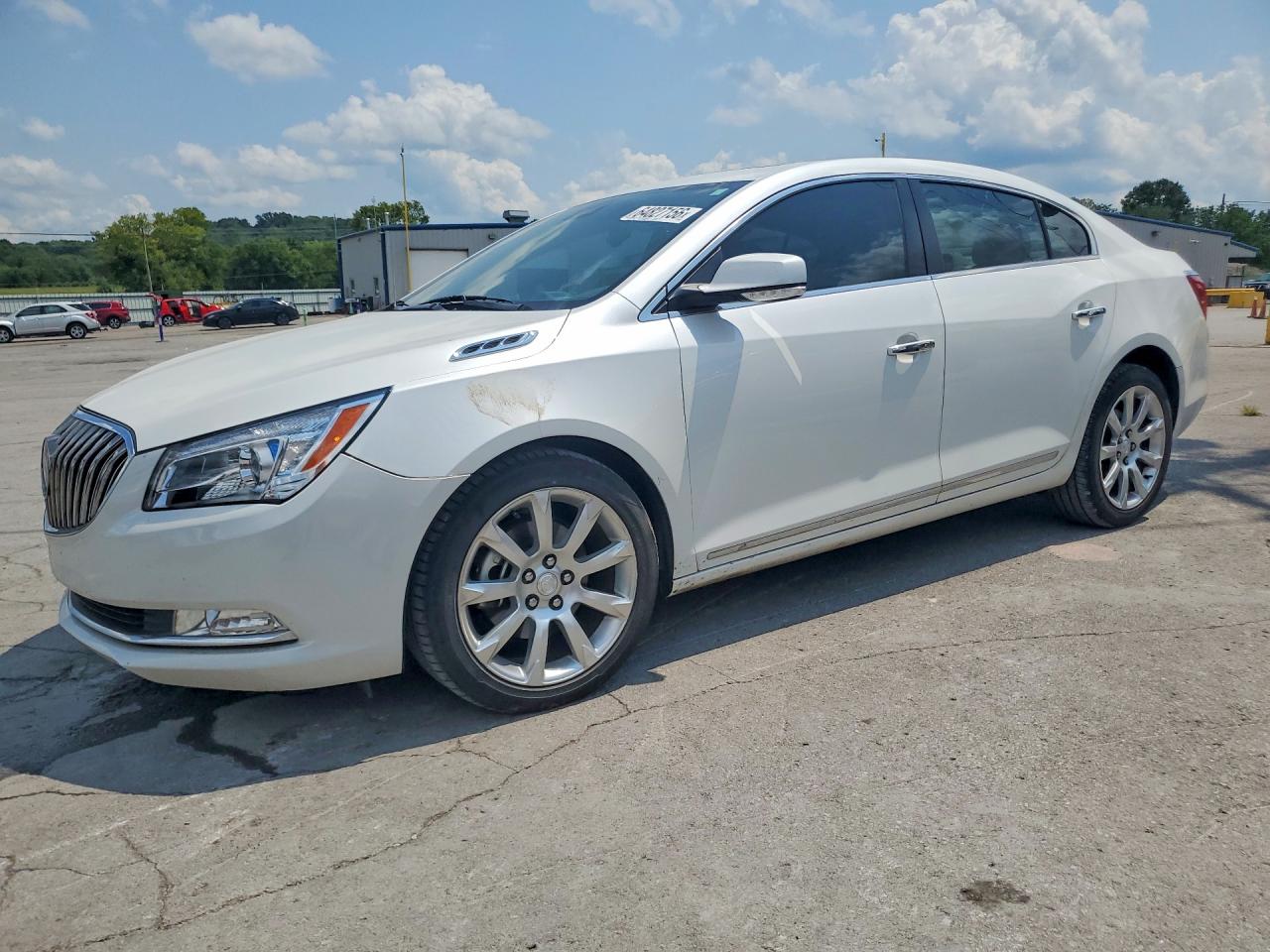 2016 Buick Lacrosse Premium White vin: 1G4GD5G37GF208945