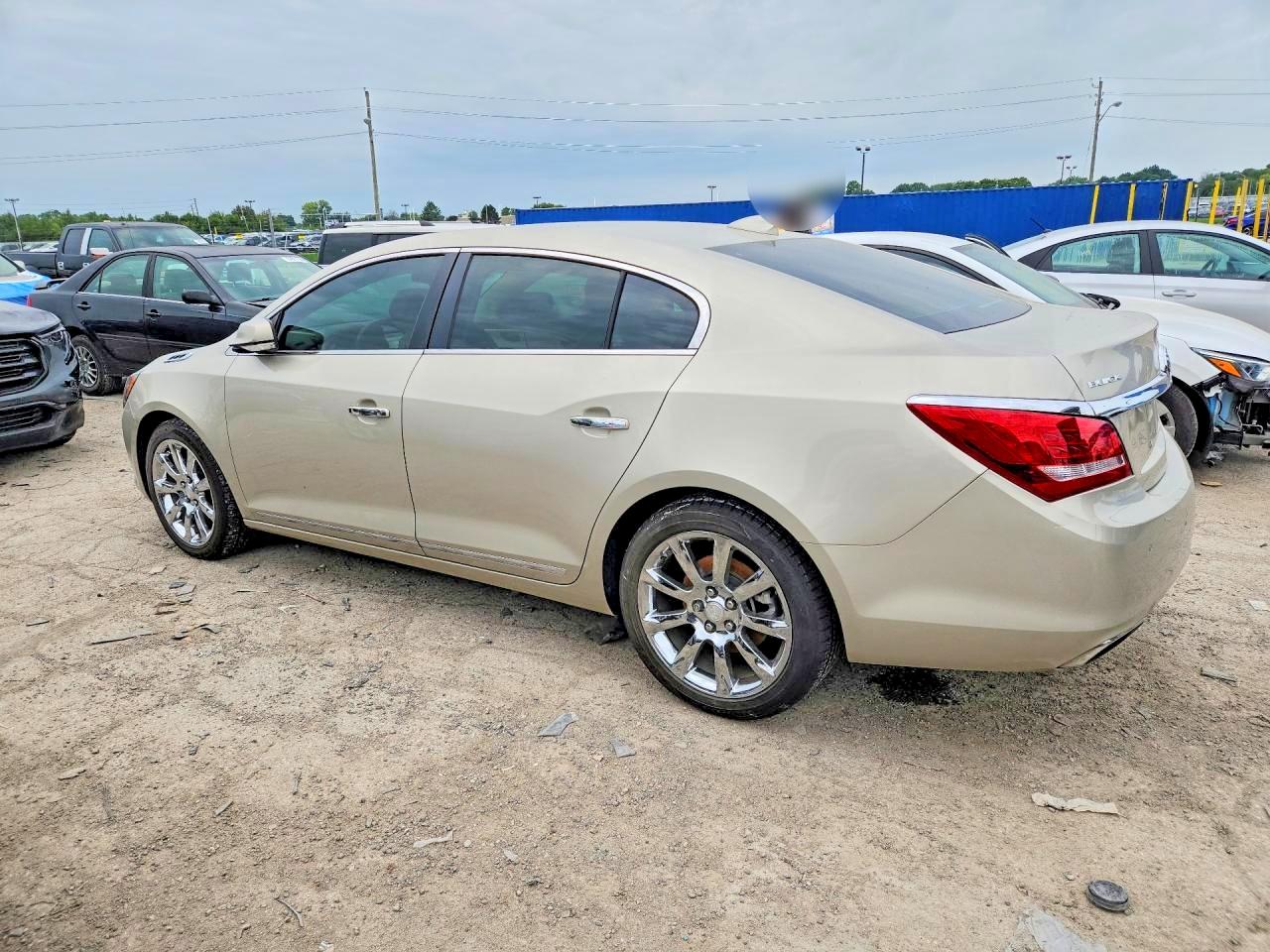 2015 Buick Lacrosse Premium Кремовый vin: 1G4GD5G3XFF124701