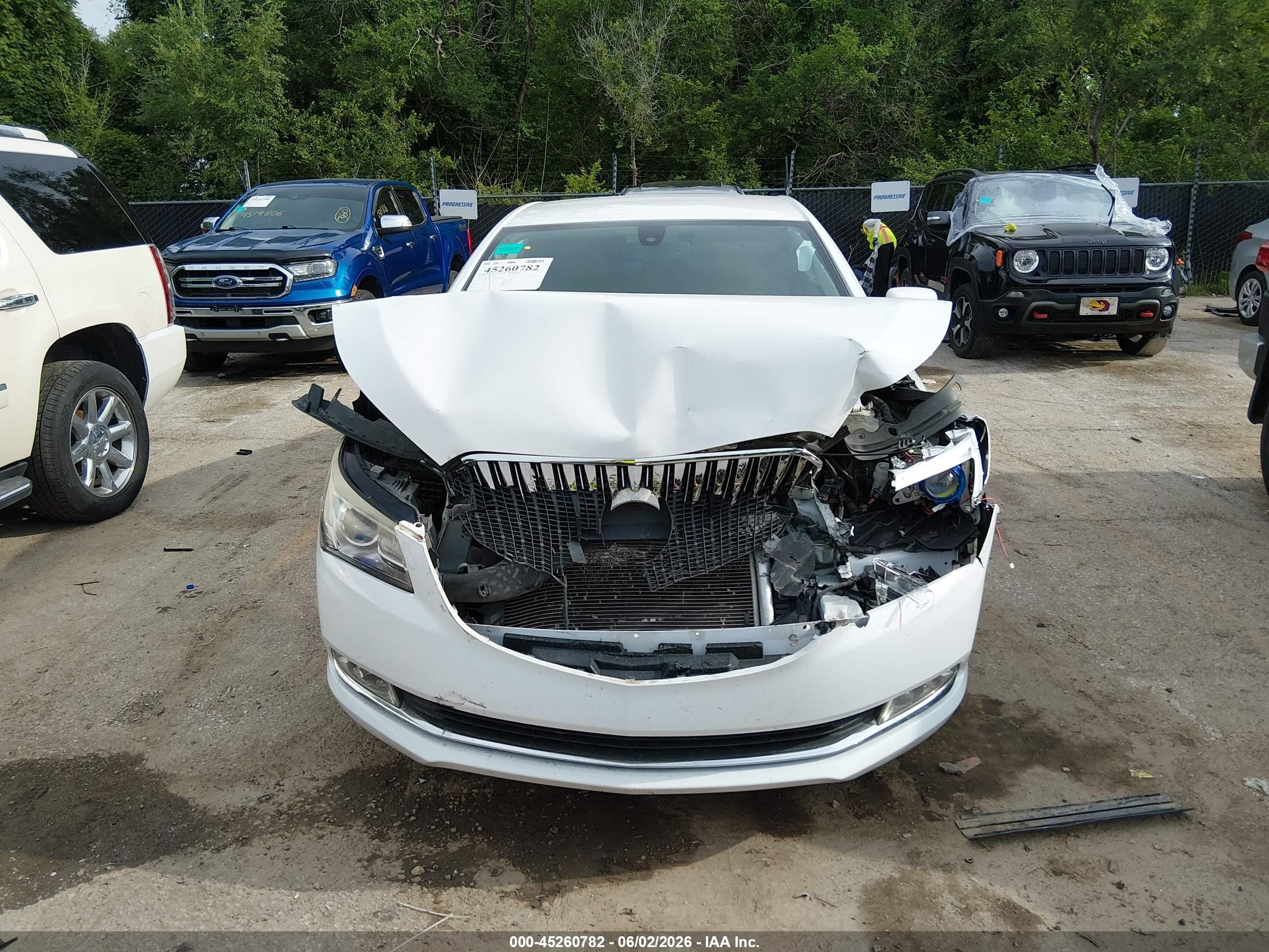 2015 Buick Lacrosse Premium I White vin: 1G4GD5G3XFF229433