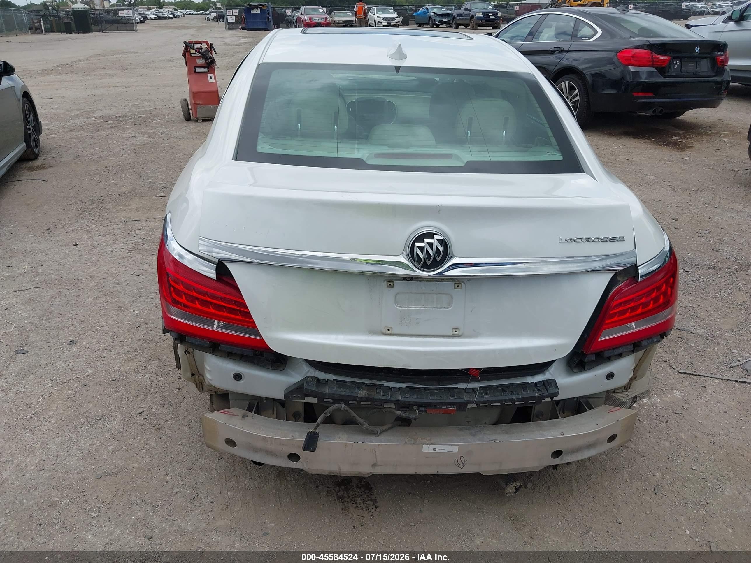 2016 Buick Lacrosse Premium I White vin: 1G4GD5G3XGF177447