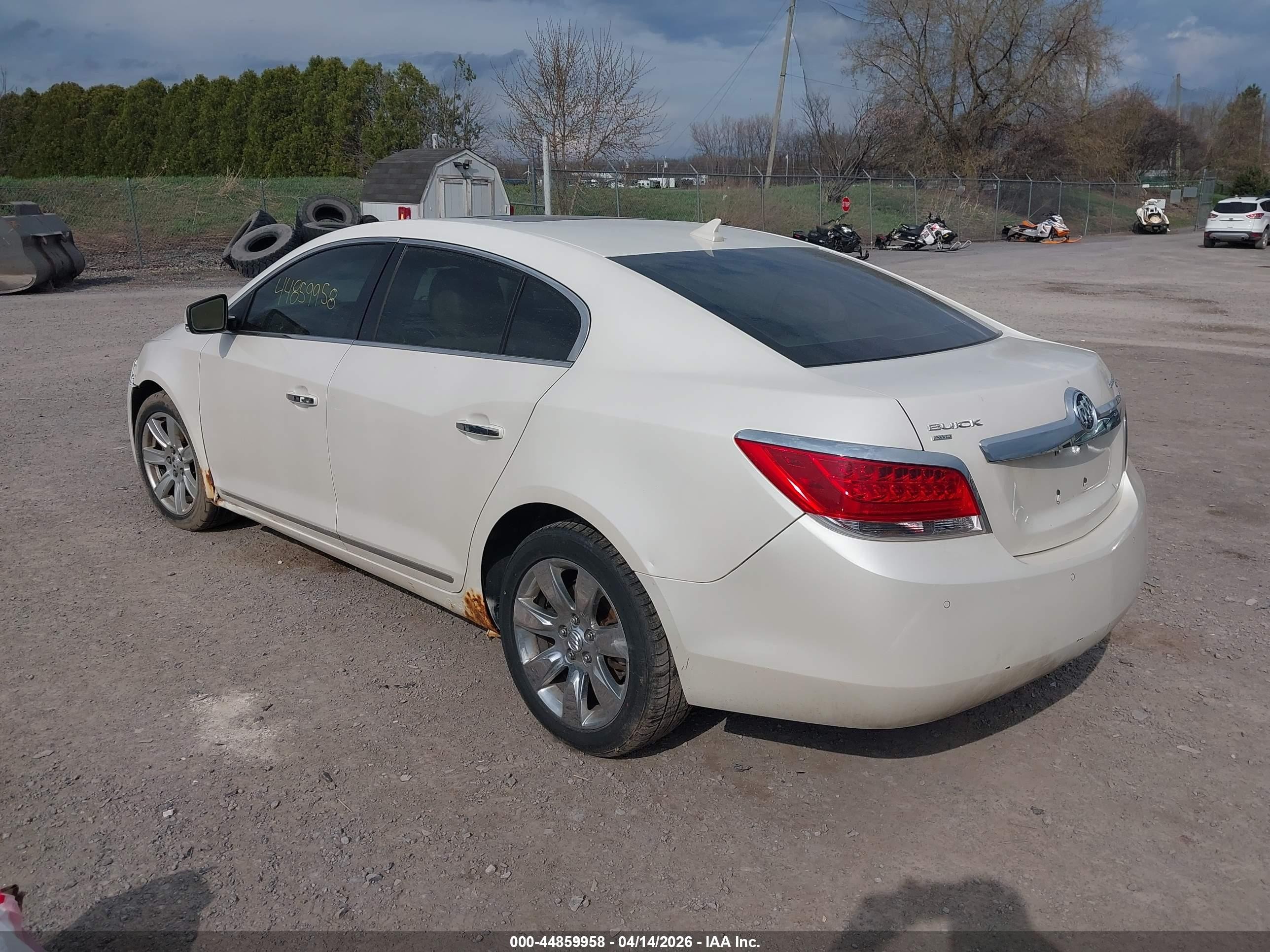 2010 Buick Lacrosse Cxl White vin: 1G4GD5GG0AF152373