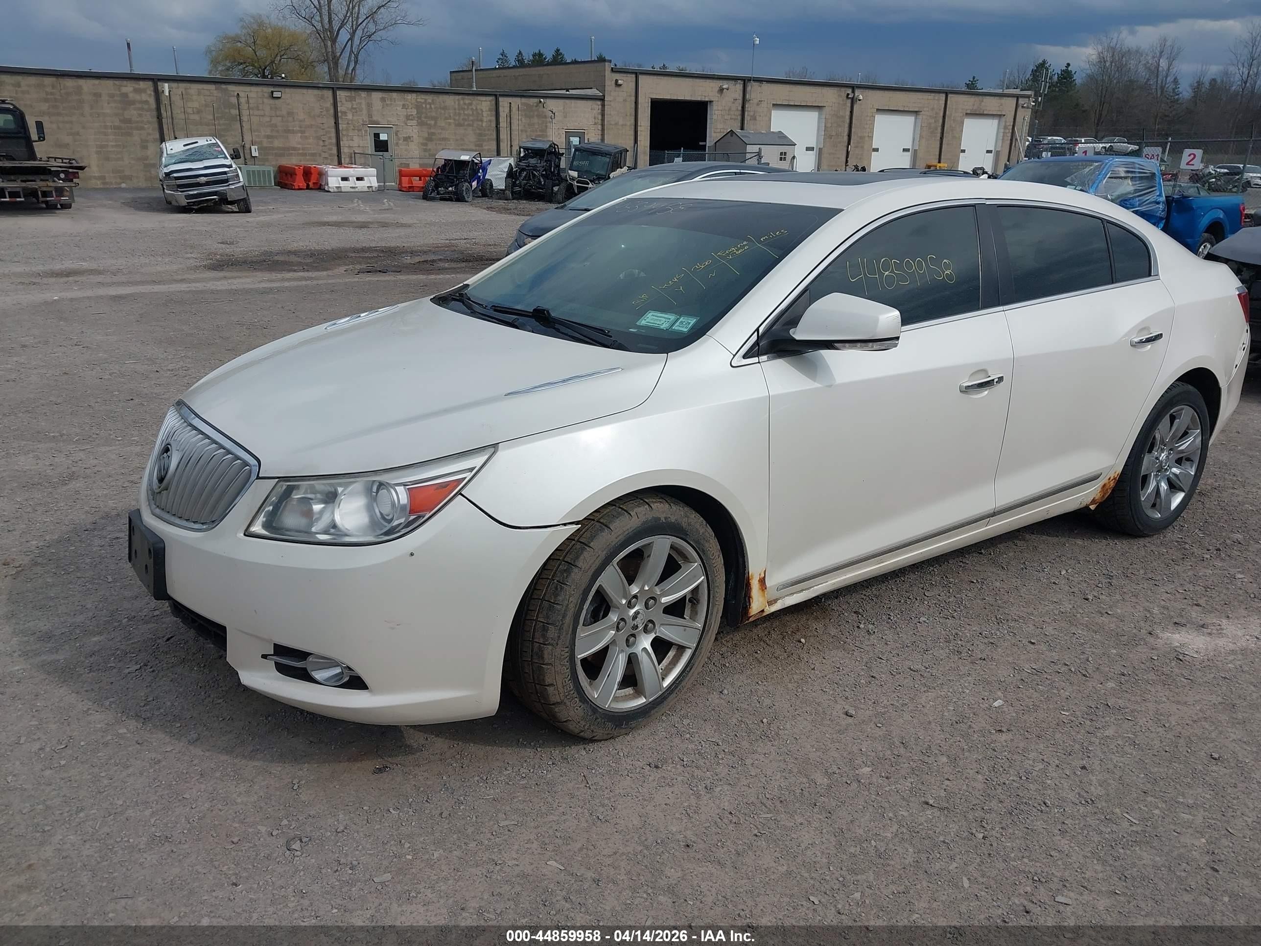 2010 Buick Lacrosse Cxl White vin: 1G4GD5GG0AF152373