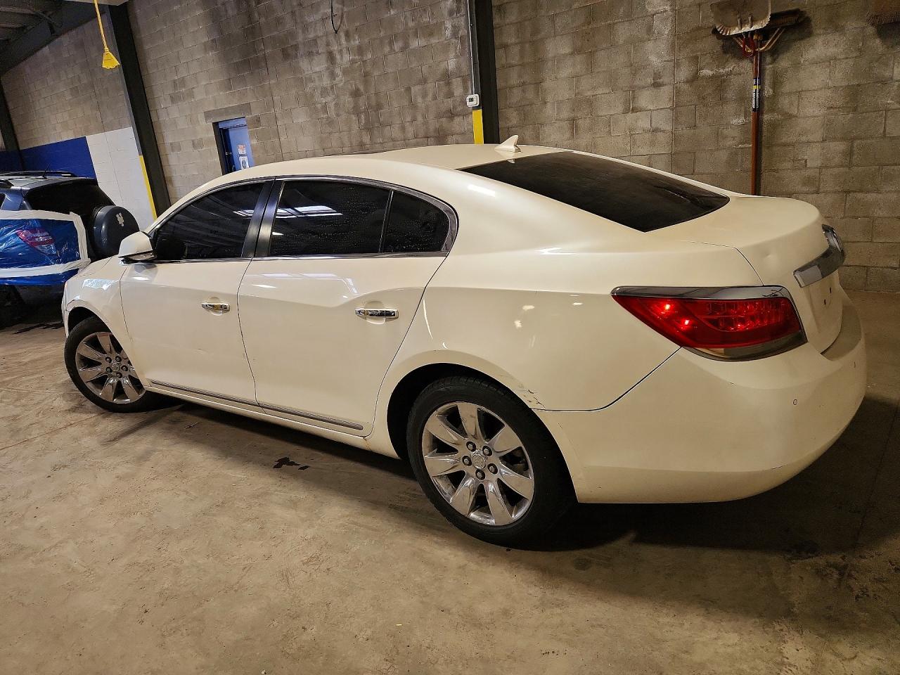 2010 Buick Lacrosse Cxl Cream vin: 1G4GD5GG3AF138192