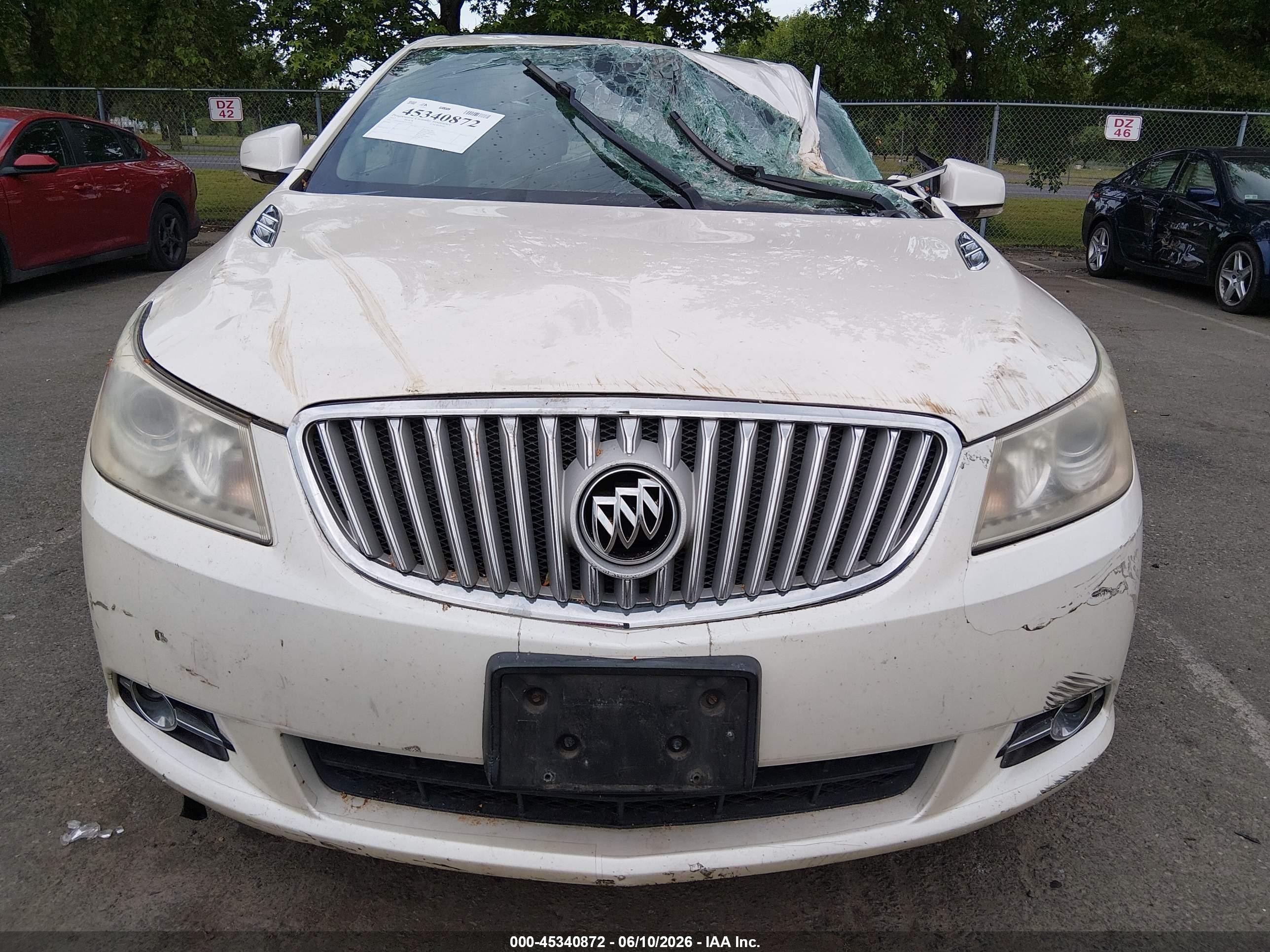 2012 Buick Lacrosse Premium 1 Group White vin: 1G4GE5E35CF139540