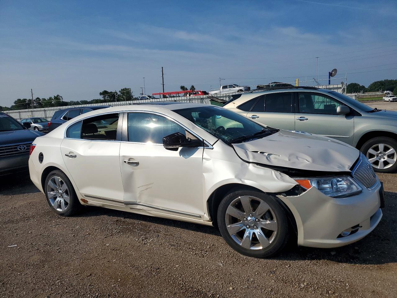 2011 Buick Lacrosse White vin: 1G4GE5ED3BF232192