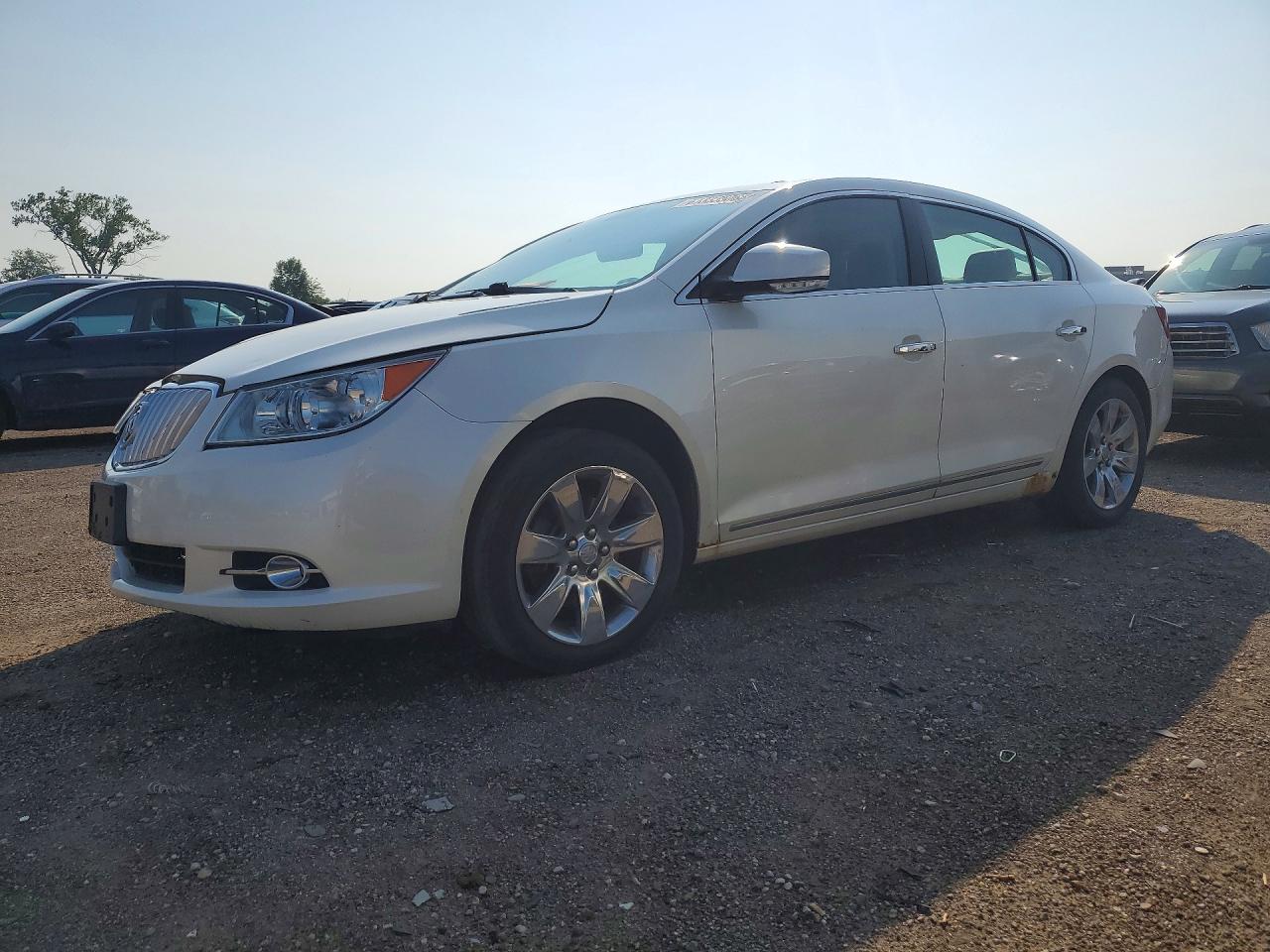 2011 Buick Lacrosse Белый vin: 1G4GE5ED3BF232192