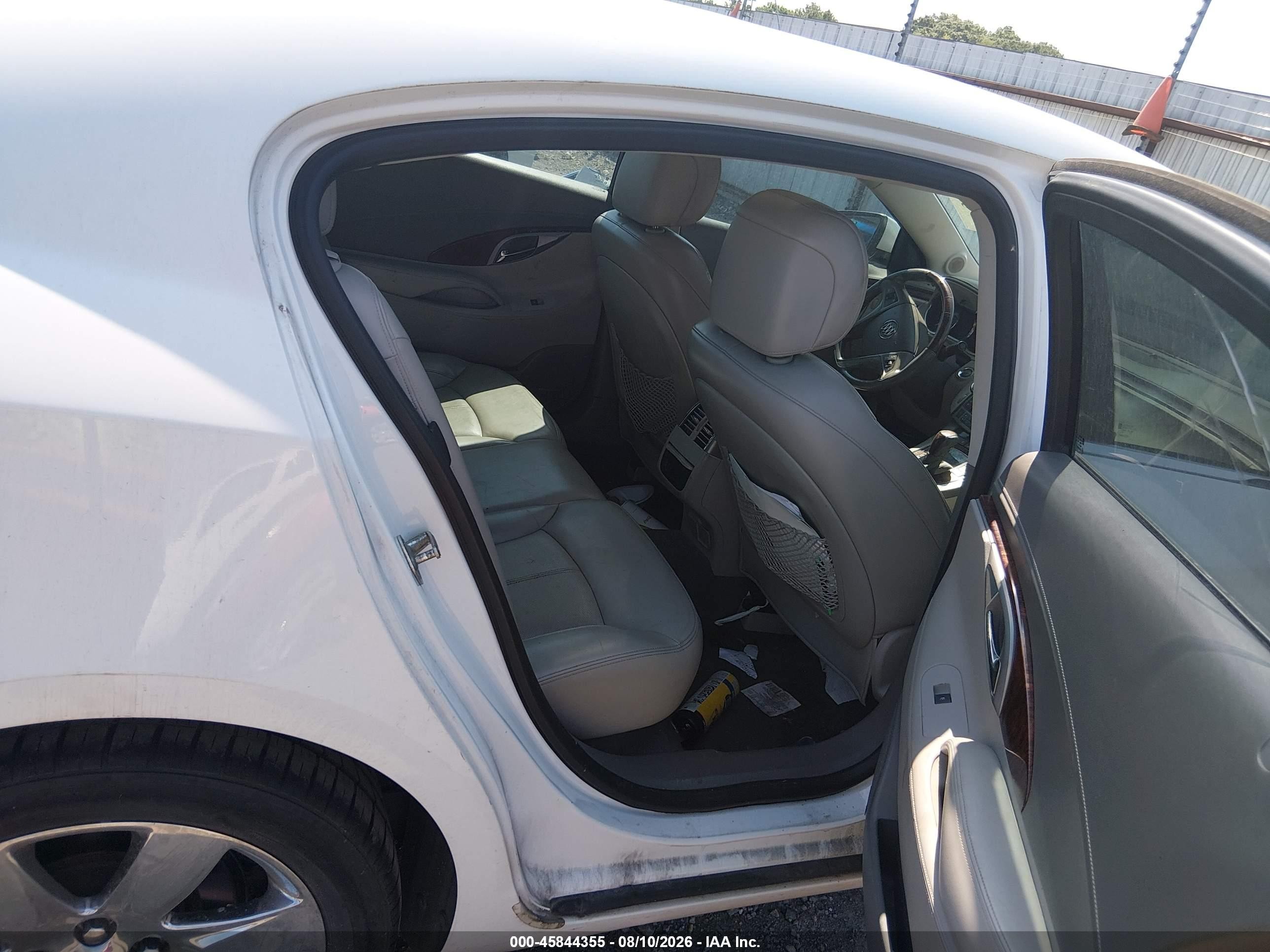 2011 Buick Lacrosse Cxs White vin: 1G4GE5ED4BF108819