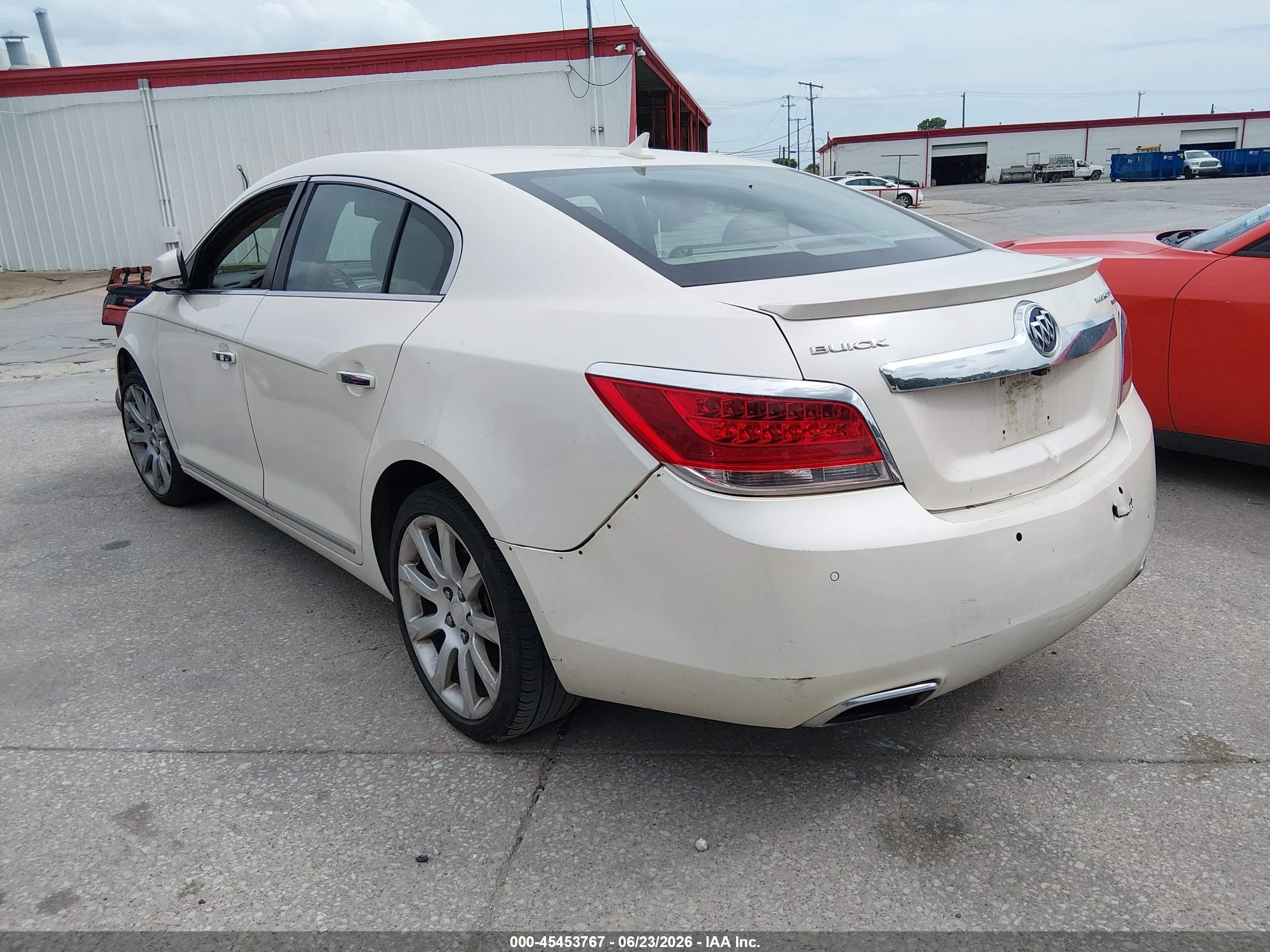 2011 Buick Lacrosse Cxs Кремовый vin: 1G4GE5ED4BF124163