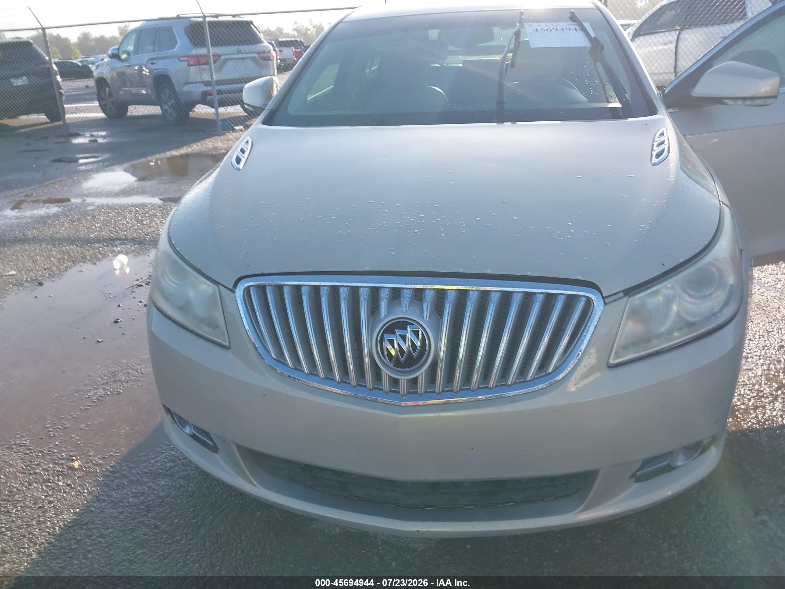 2011 Buick Lacrosse Cxs Beige vin: 1G4GE5ED5BF204944