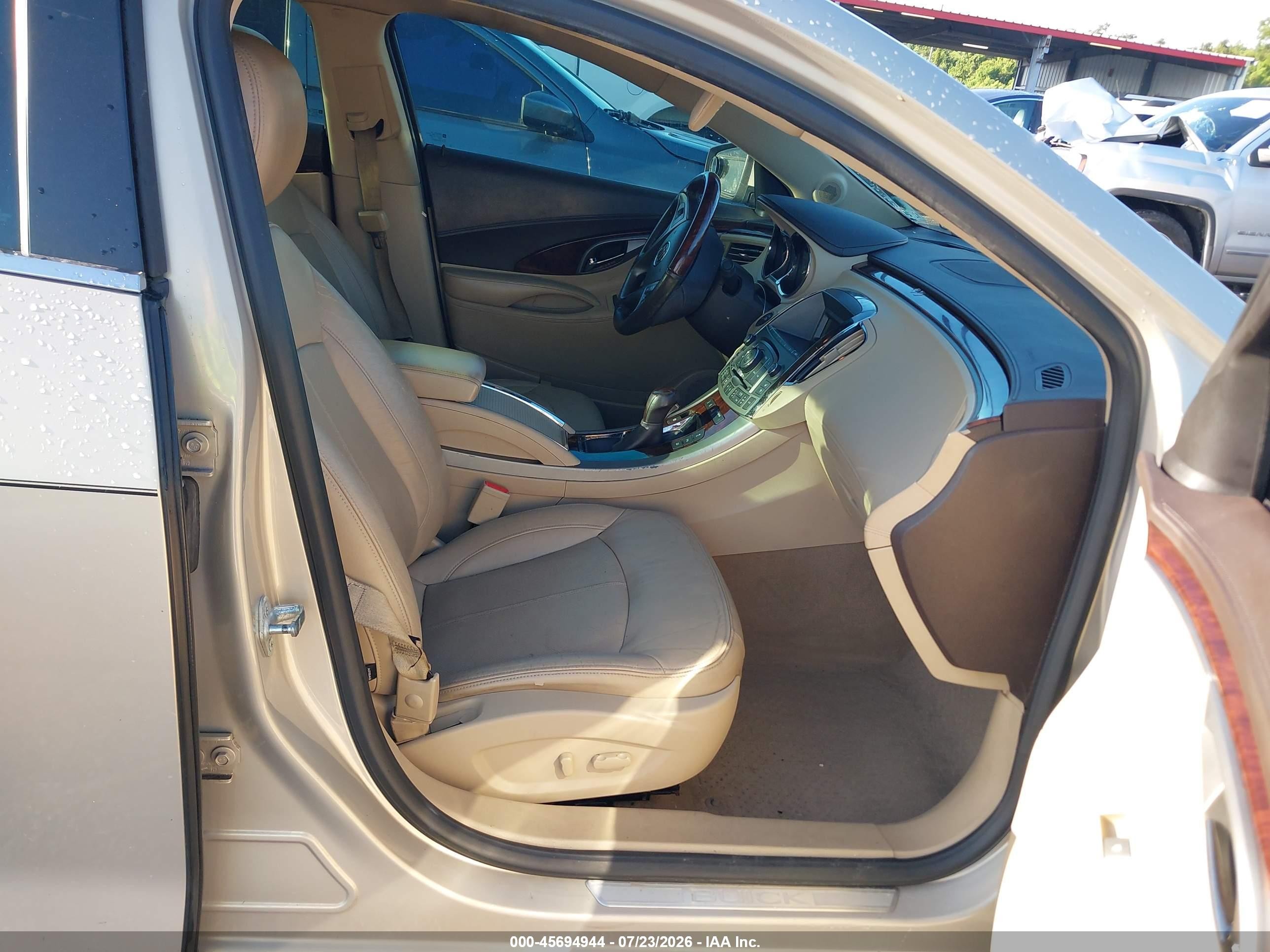 2011 Buick Lacrosse Cxs Beige vin: 1G4GE5ED5BF204944