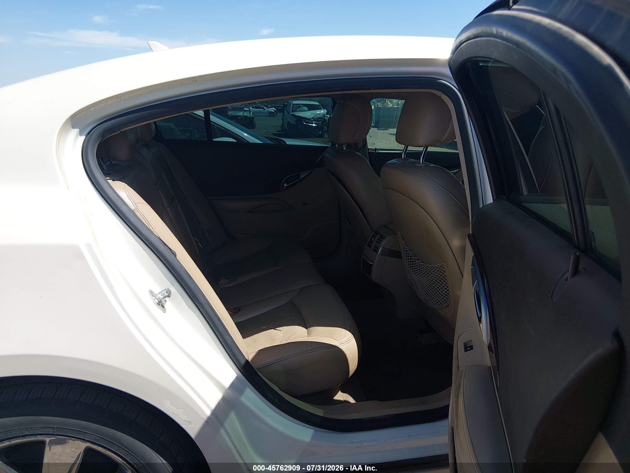 2011 Buick Lacrosse Cxs Cream vin: 1G4GE5ED8BF195009
