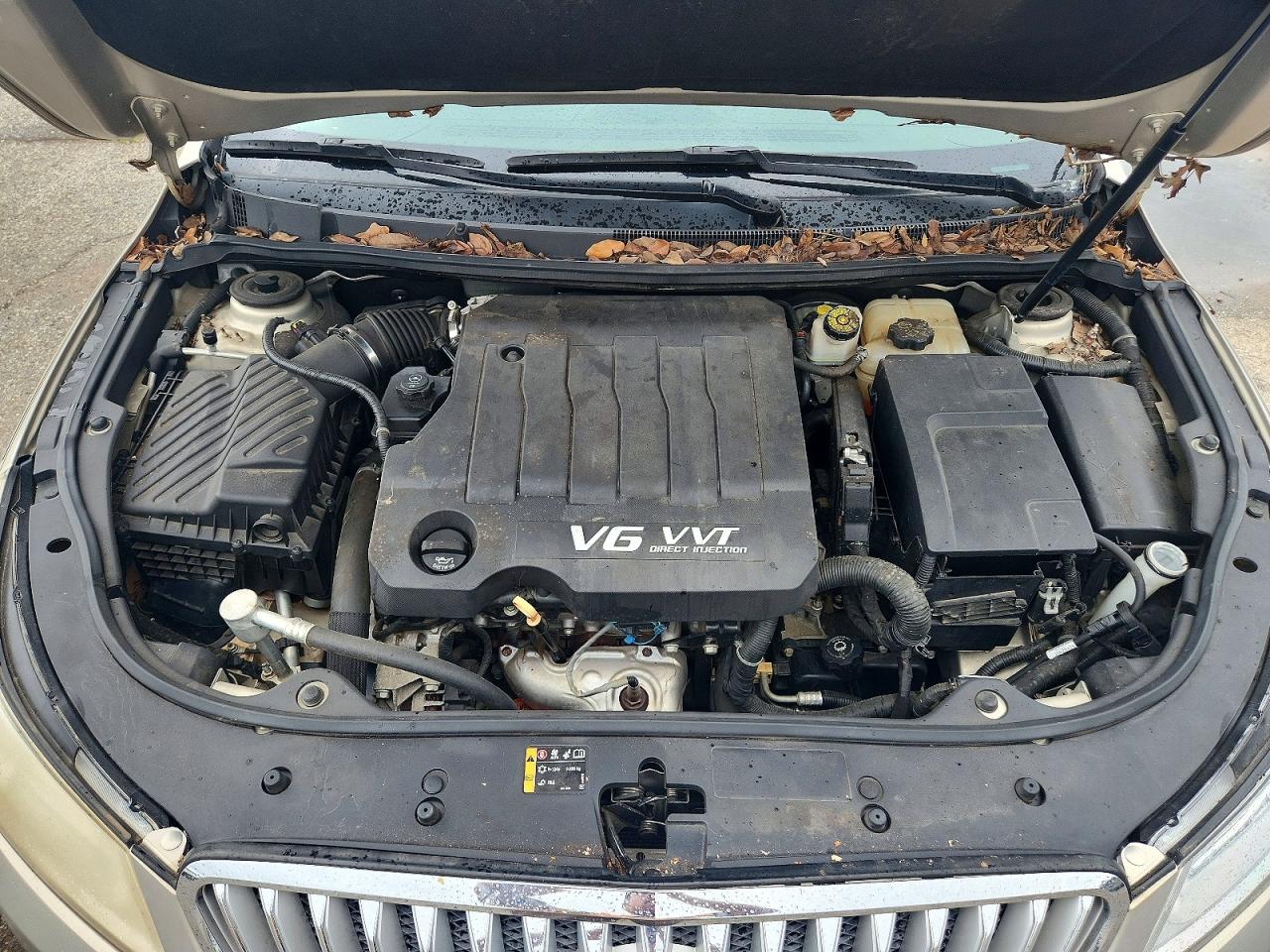 2011 Buick Lacrosse Cxs Кремовый vin: 1G4GE5ED8BF282957