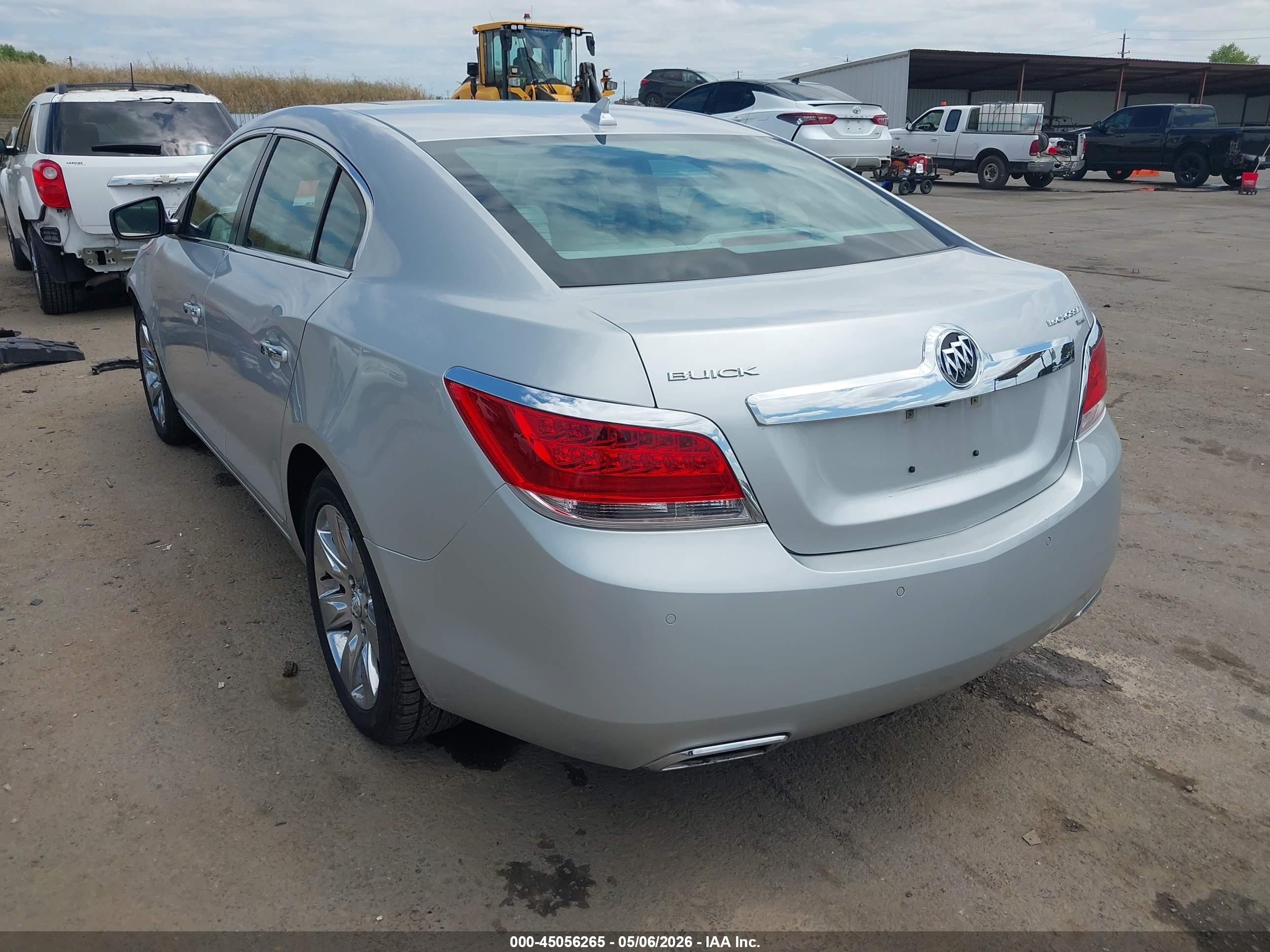 2011 Buick Lacrosse Cxs Серебряный vin: 1G4GE5ED8BF295126