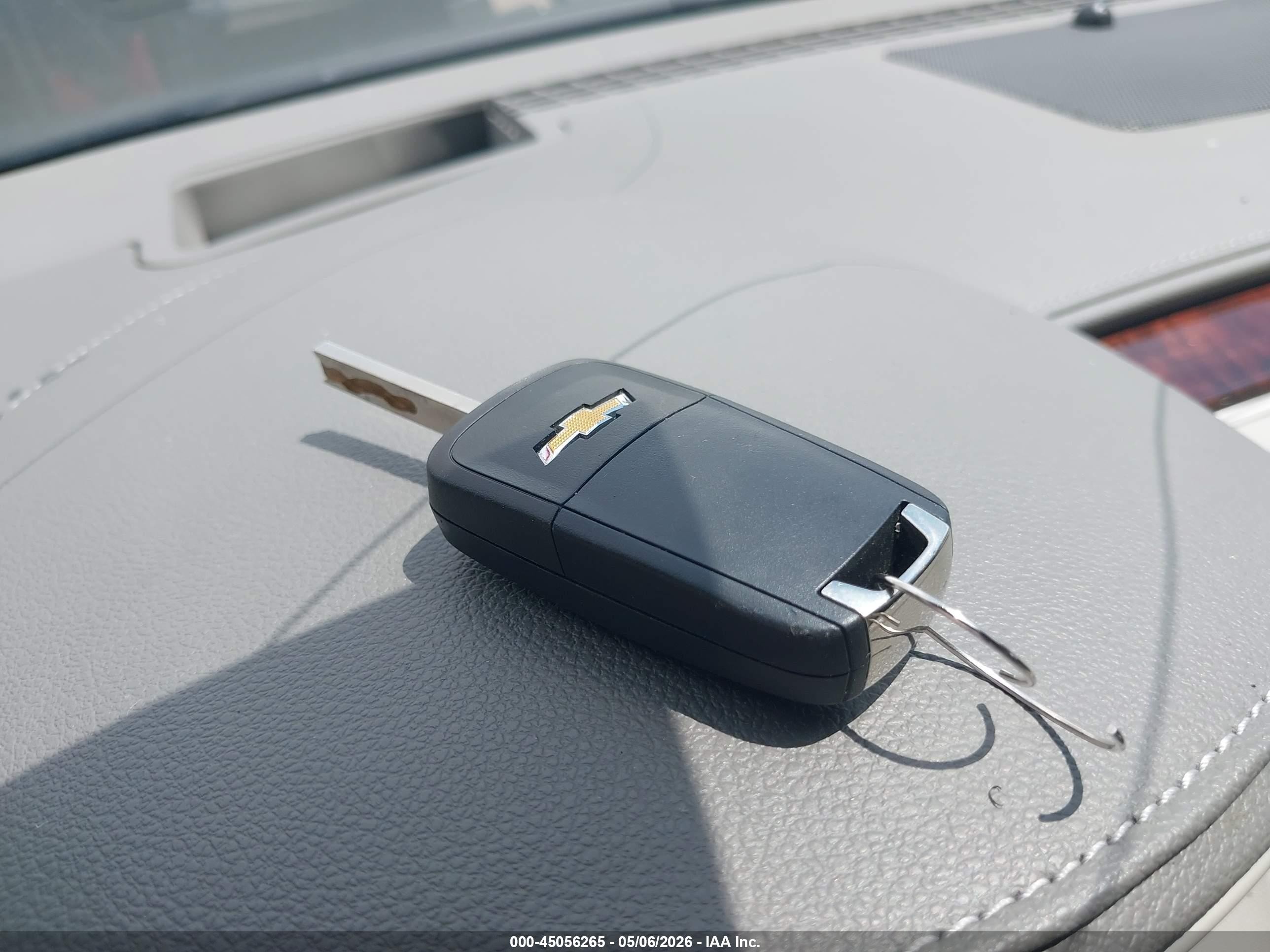2011 Buick Lacrosse Cxs Серебряный vin: 1G4GE5ED8BF295126