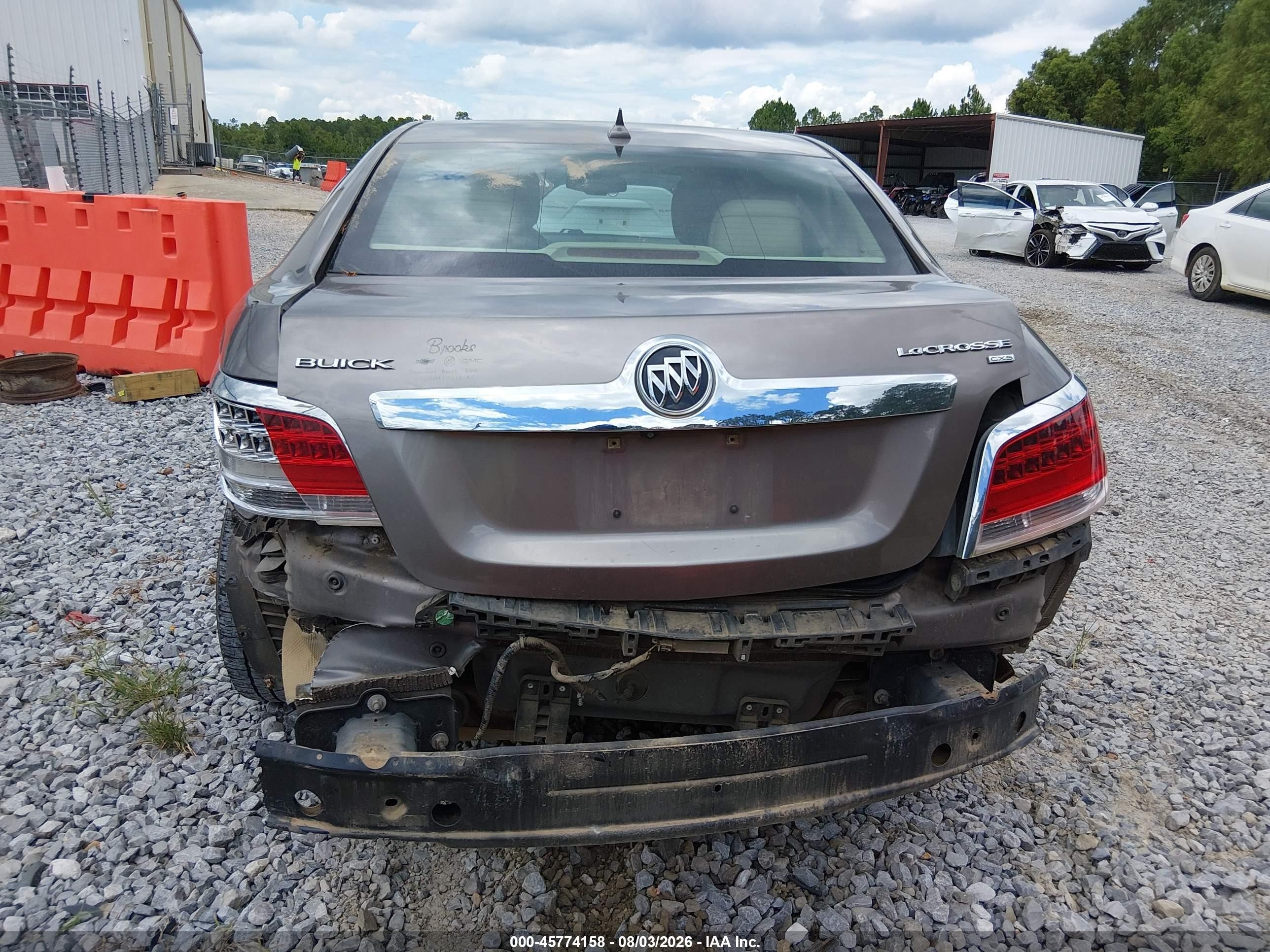 2011 Buick Lacrosse Cxs Коричневый vin: 1G4GE5ED8BF332580