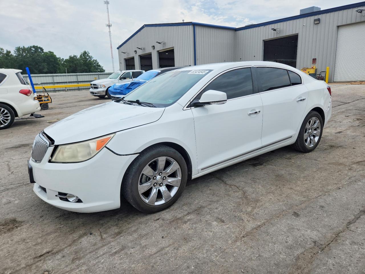2010 Buick Lacrosse Cxs White vin: 1G4GE5EV0AF253069