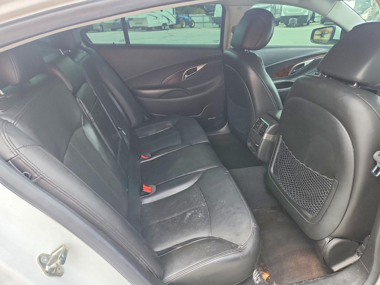 2010 Buick Lacrosse Cxs Белый vin: 1G4GE5EV0AF253069