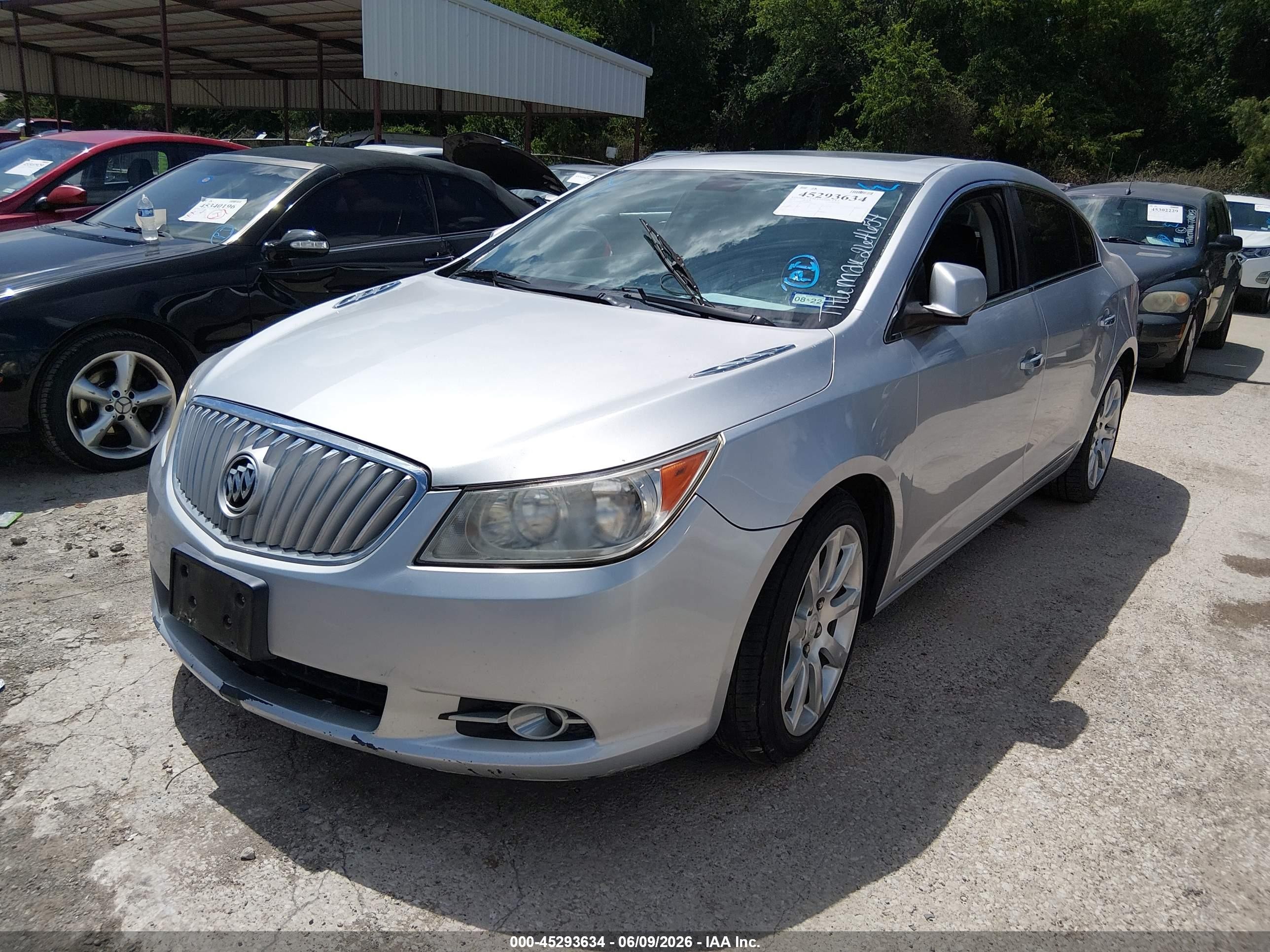2010 Buick Lacrosse Cxs Silver vin: 1G4GE5EV0AF264654