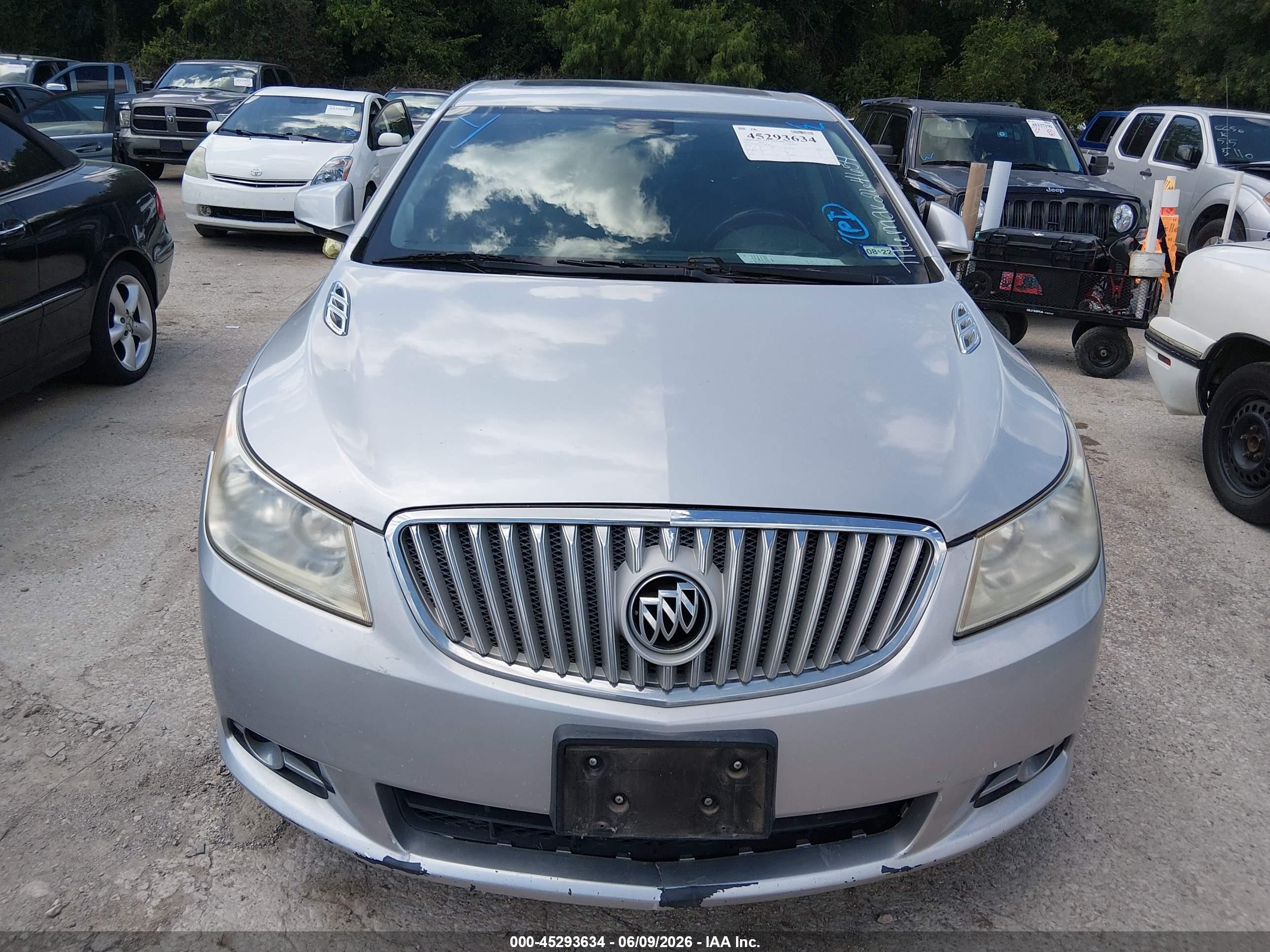 2010 Buick Lacrosse Cxs Silver vin: 1G4GE5EV0AF264654