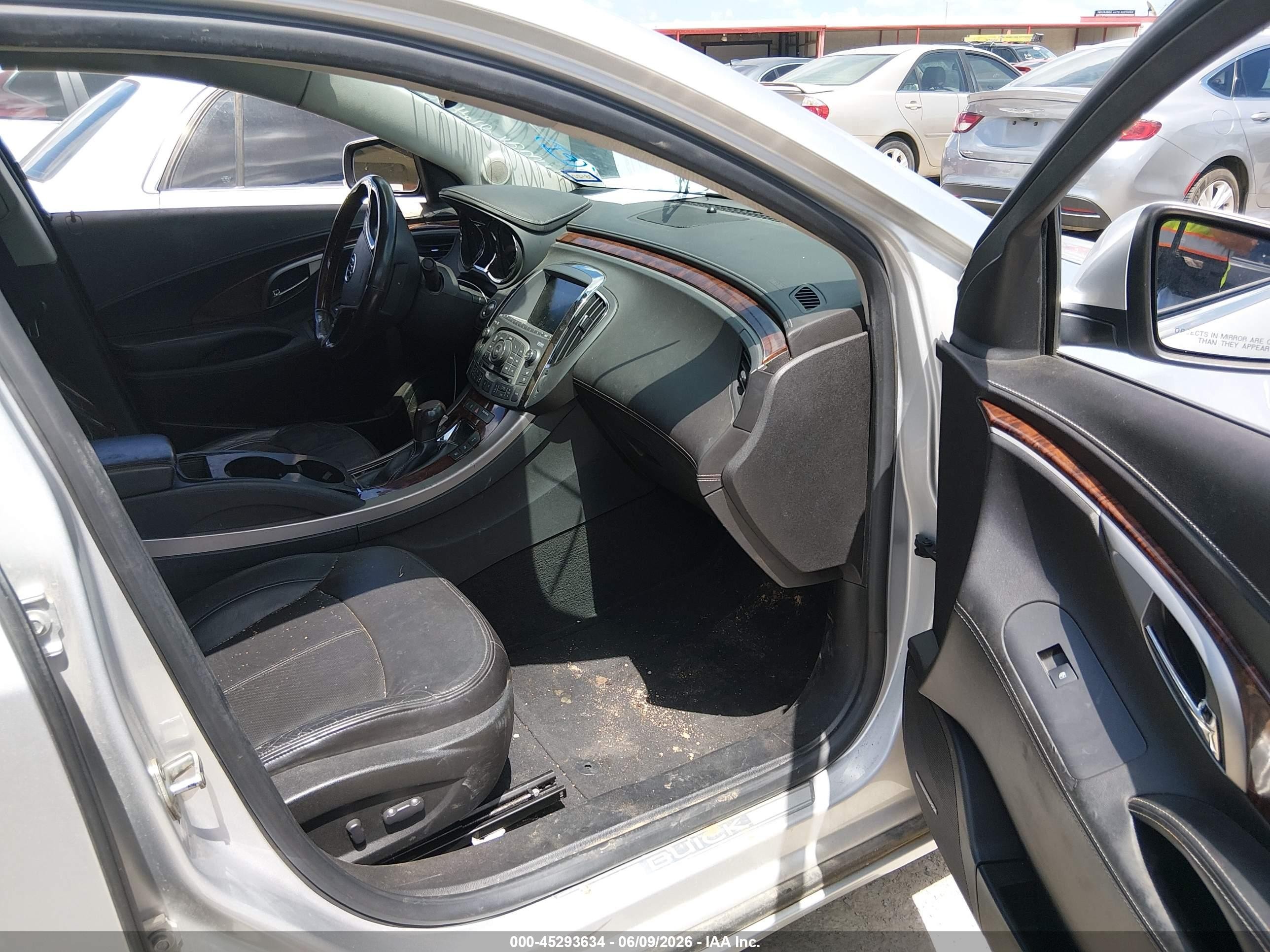 2010 Buick Lacrosse Cxs Silver vin: 1G4GE5EV0AF264654
