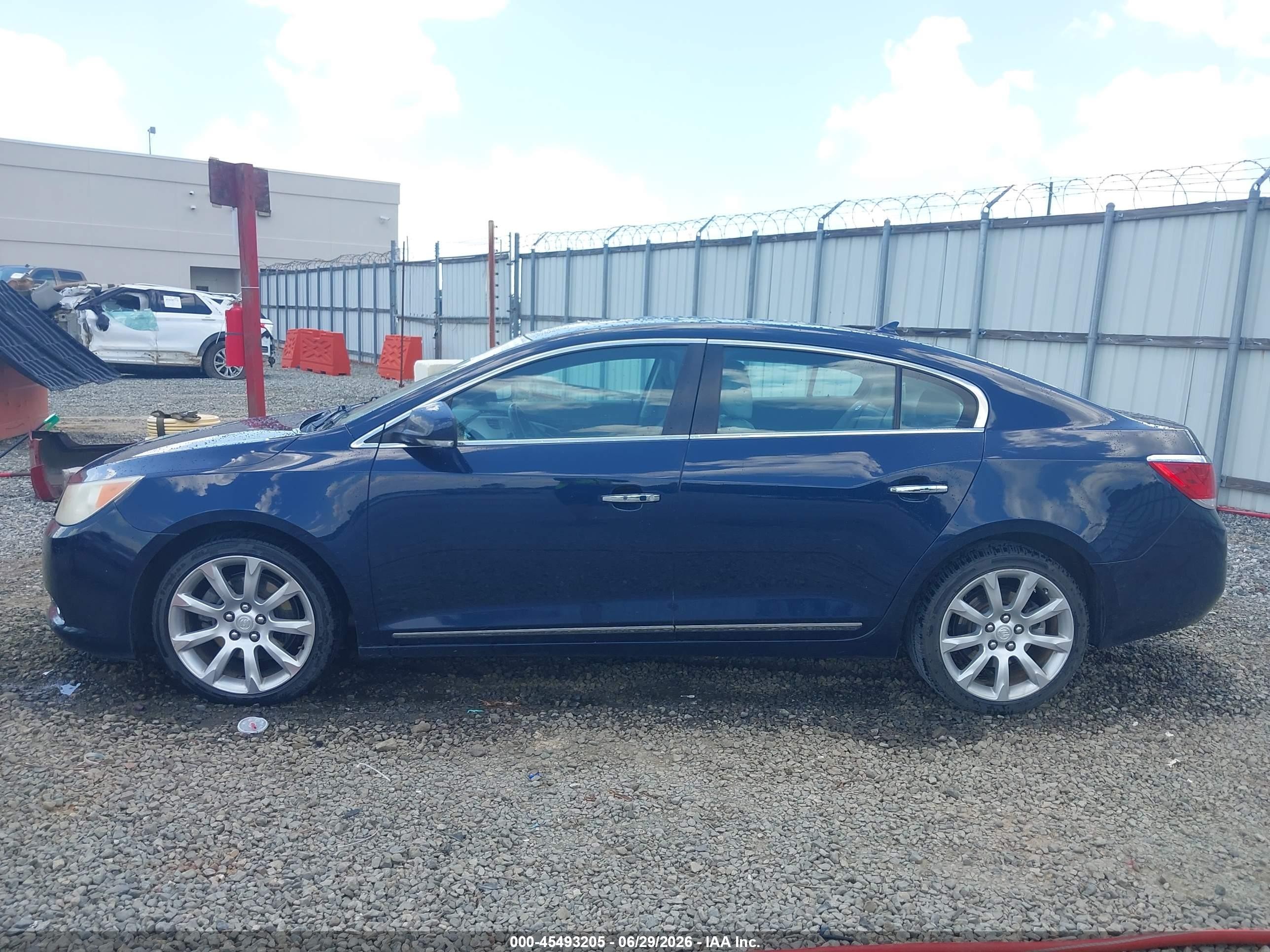 2010 Buick Lacrosse Cxs Dark Blue vin: 1G4GE5EV7AF300453