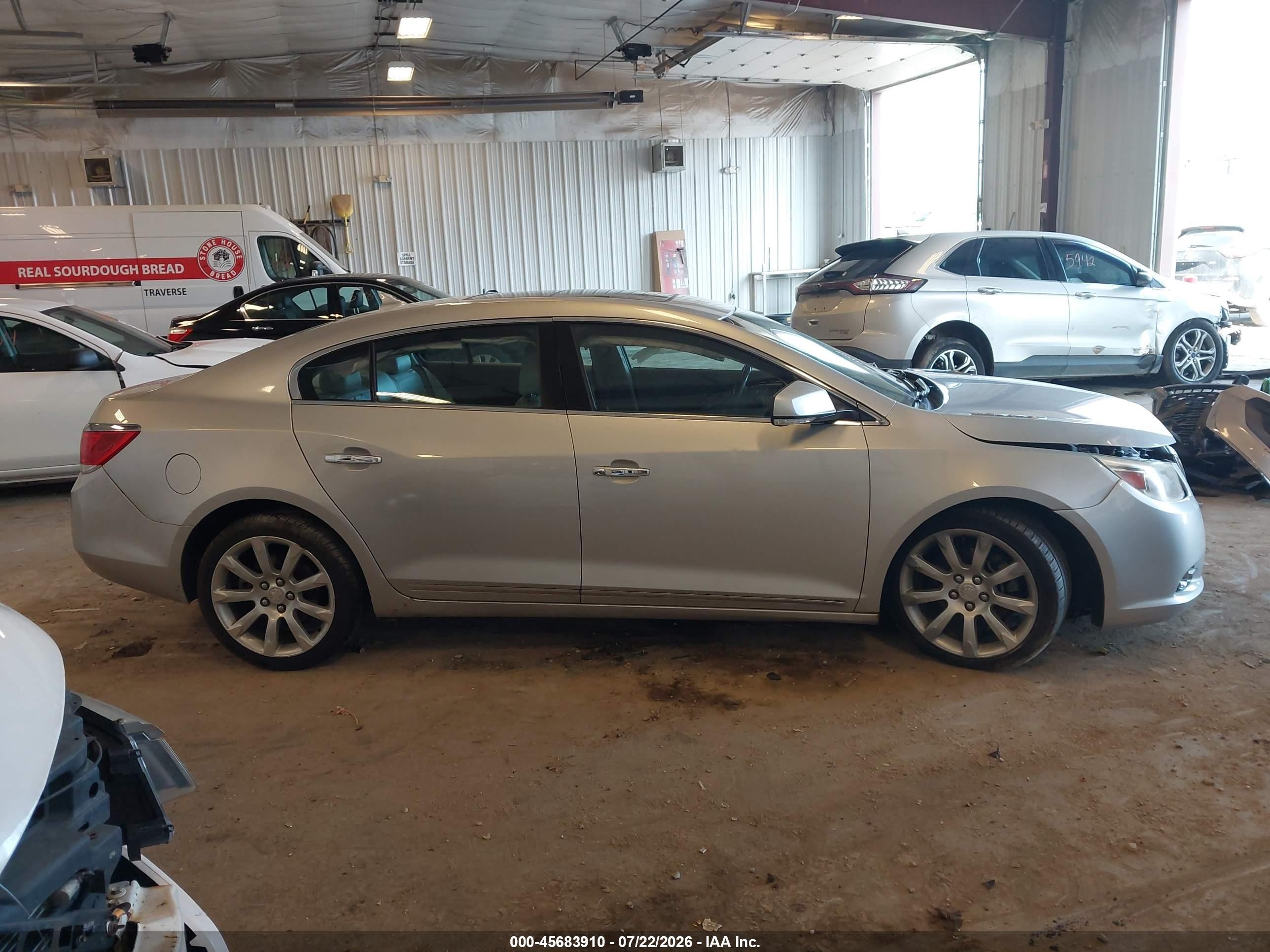 2010 Buick Lacrosse Cxs Silver vin: 1G4GE5EV8AF190710