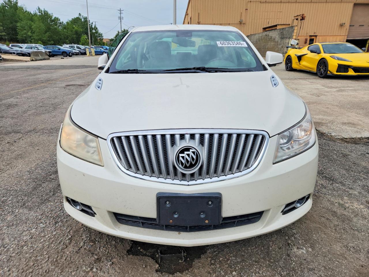 2010 Buick Lacrosse Cxs Beige vin: 1G4GE5EV9AF298978