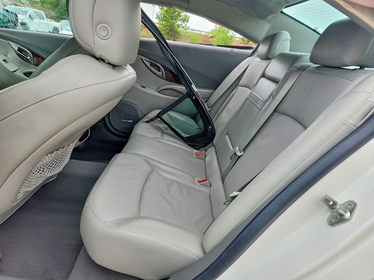 2010 Buick Lacrosse Cxs Beige vin: 1G4GE5EV9AF298978