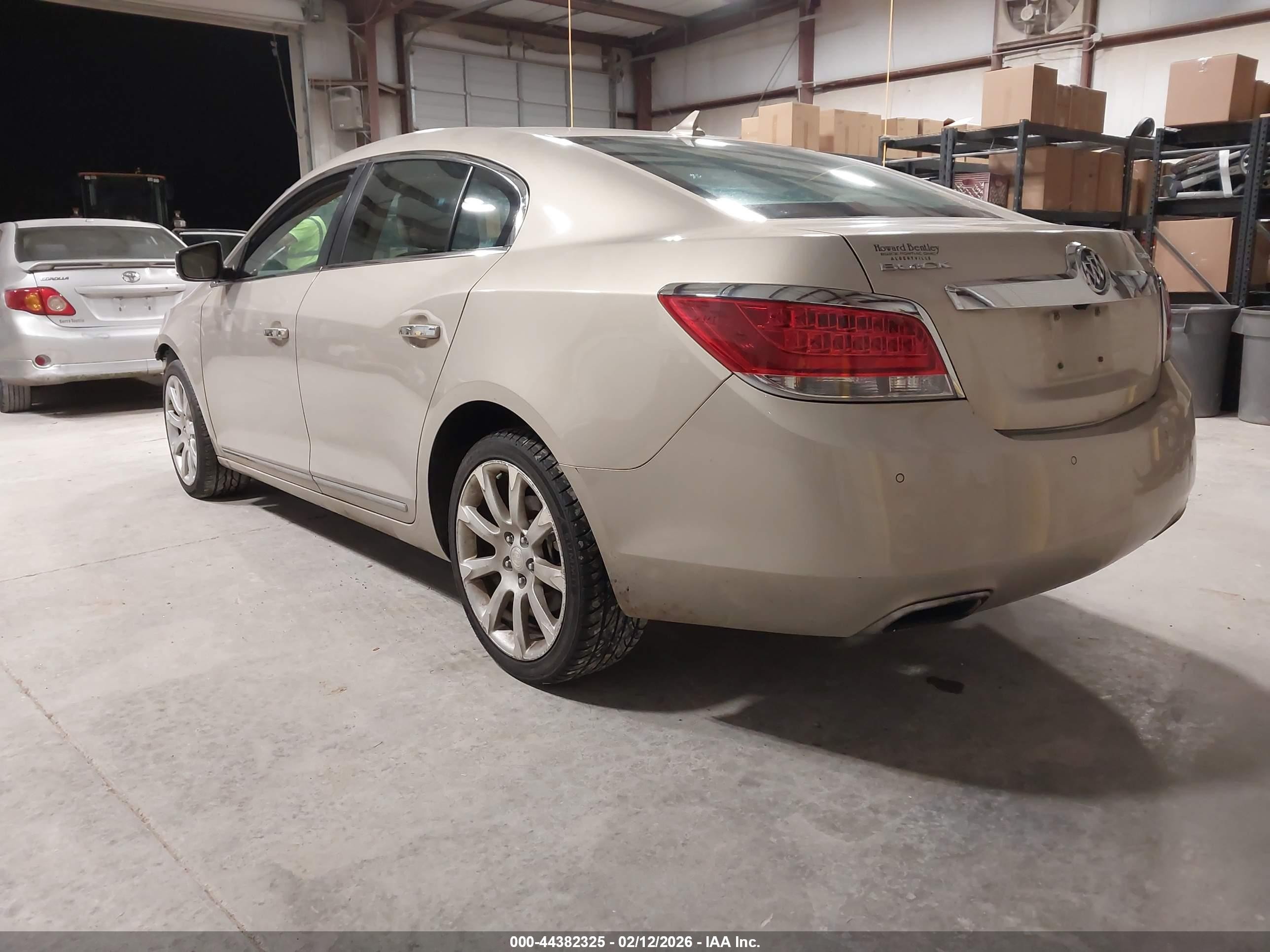 2010 Buick Lacrosse Cxs Gold vin: 1G4GE5EV9AF310384