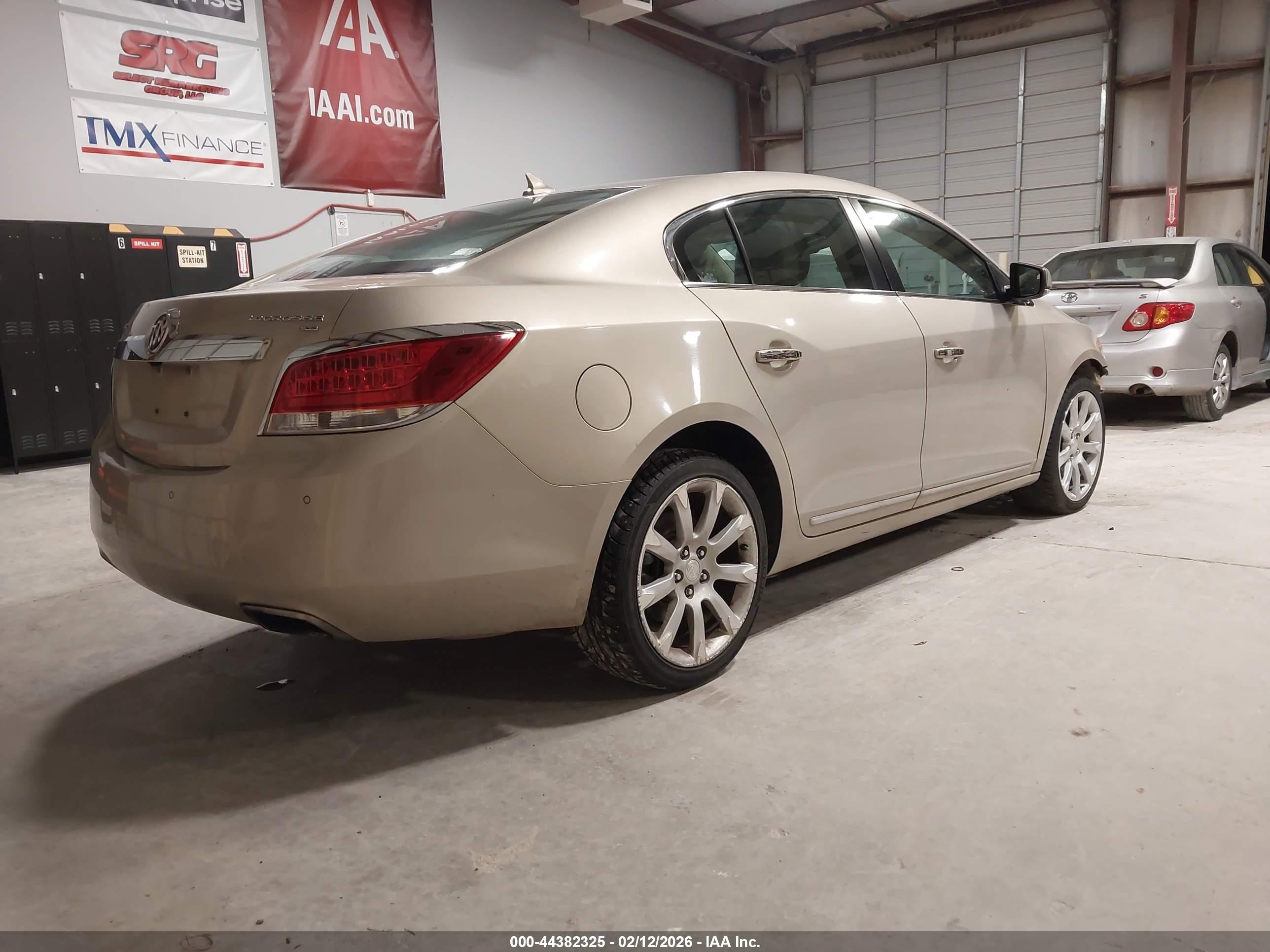 2010 Buick Lacrosse Cxs Gold vin: 1G4GE5EV9AF310384