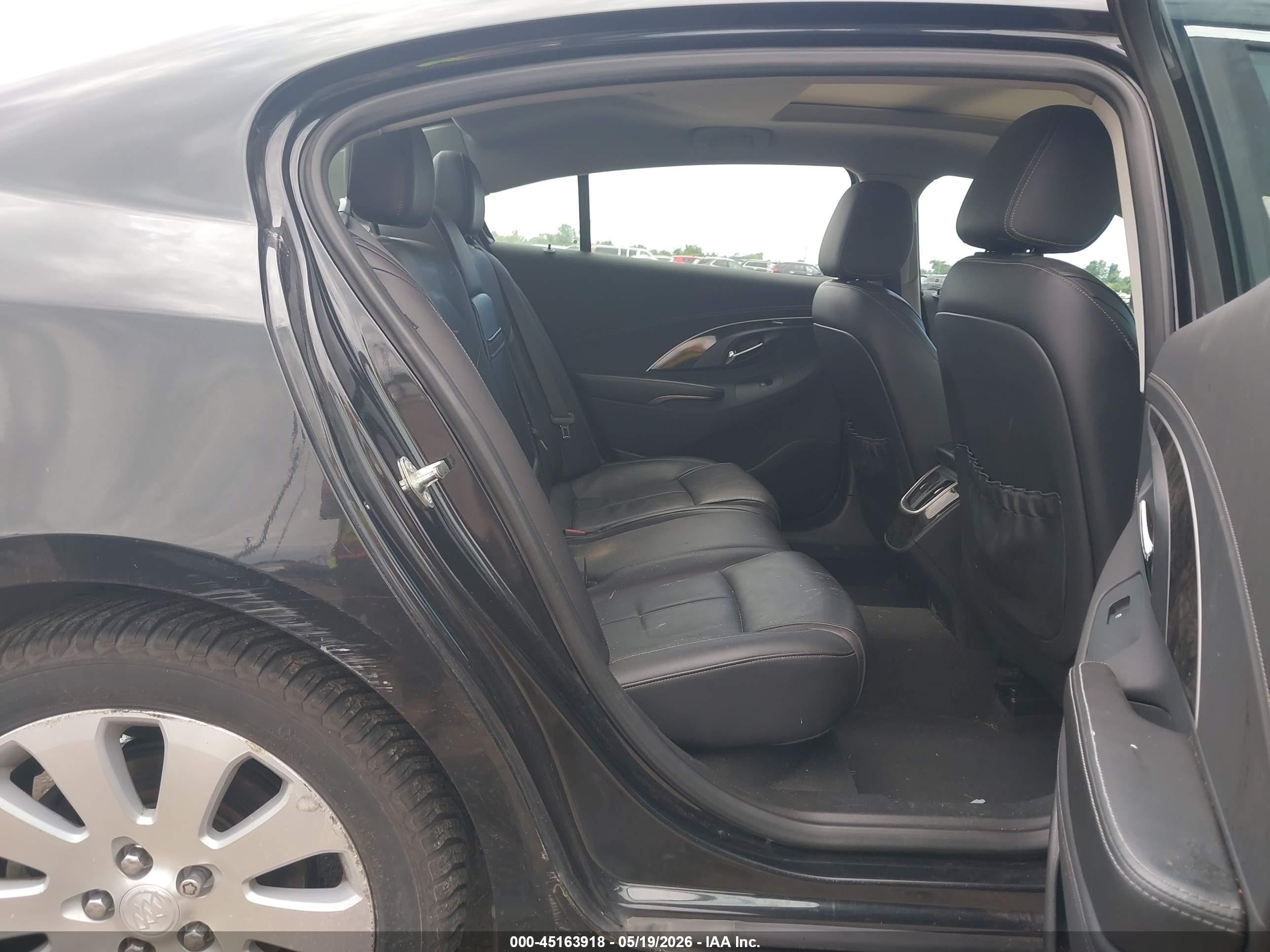 2015 Buick Lacrosse Premium I Black vin: 1G4GE5G31FF148074