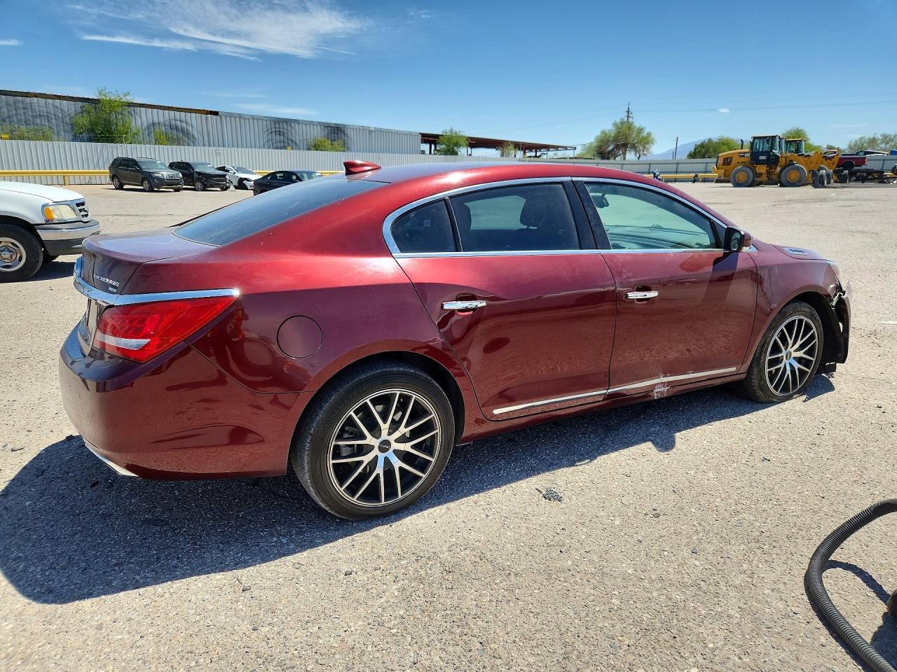 2015 Buick Lacrosse Premium Maroon vin: 1G4GE5G32FF299408