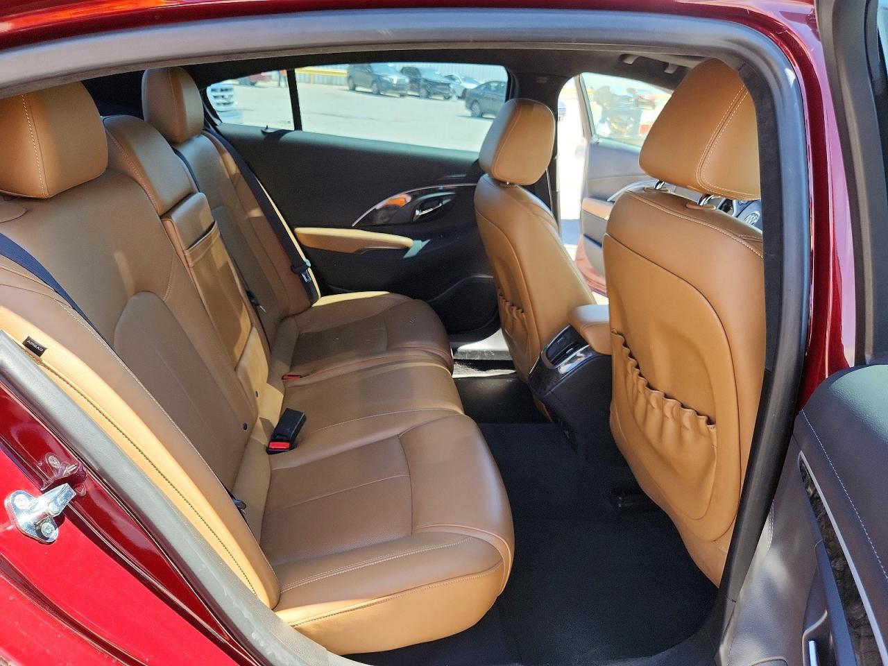 2015 Buick Lacrosse Premium Maroon vin: 1G4GE5G32FF299408