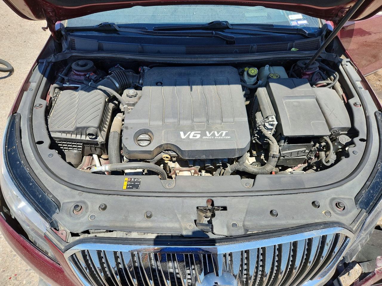 2015 Buick Lacrosse Premium Maroon vin: 1G4GE5G32FF299408